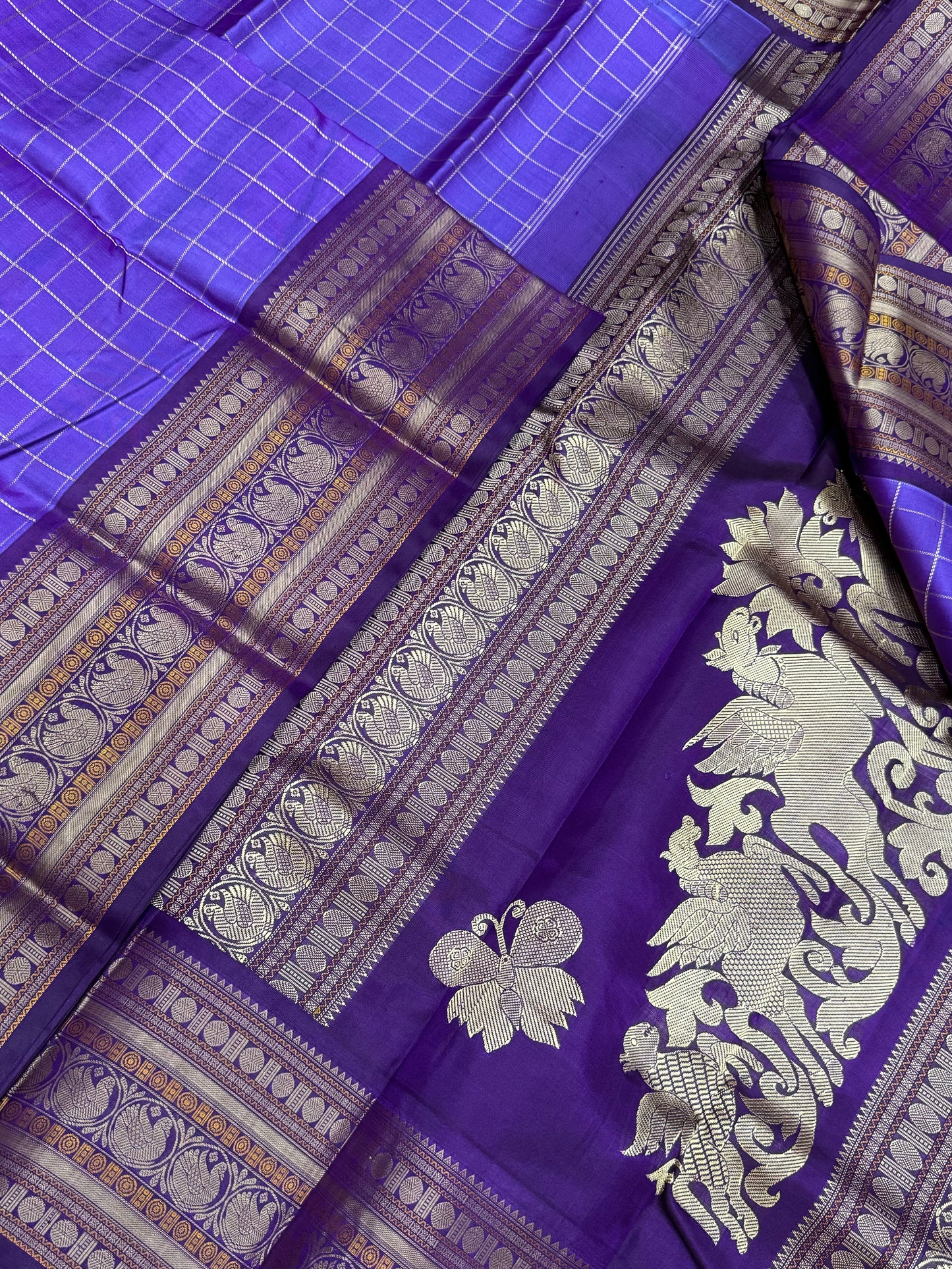 Pure Kanjivarams | electric violet X dark violet X Sorgavasal pallu| Handwoven luxury x 4 ply | zero Zari