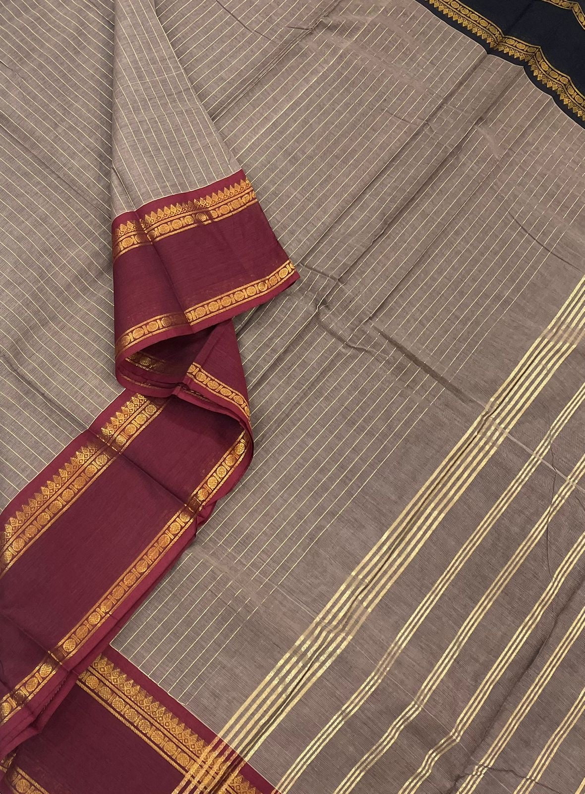Kanchi soft cotton |Zari rettaipet border | grey x ganga Jamuna