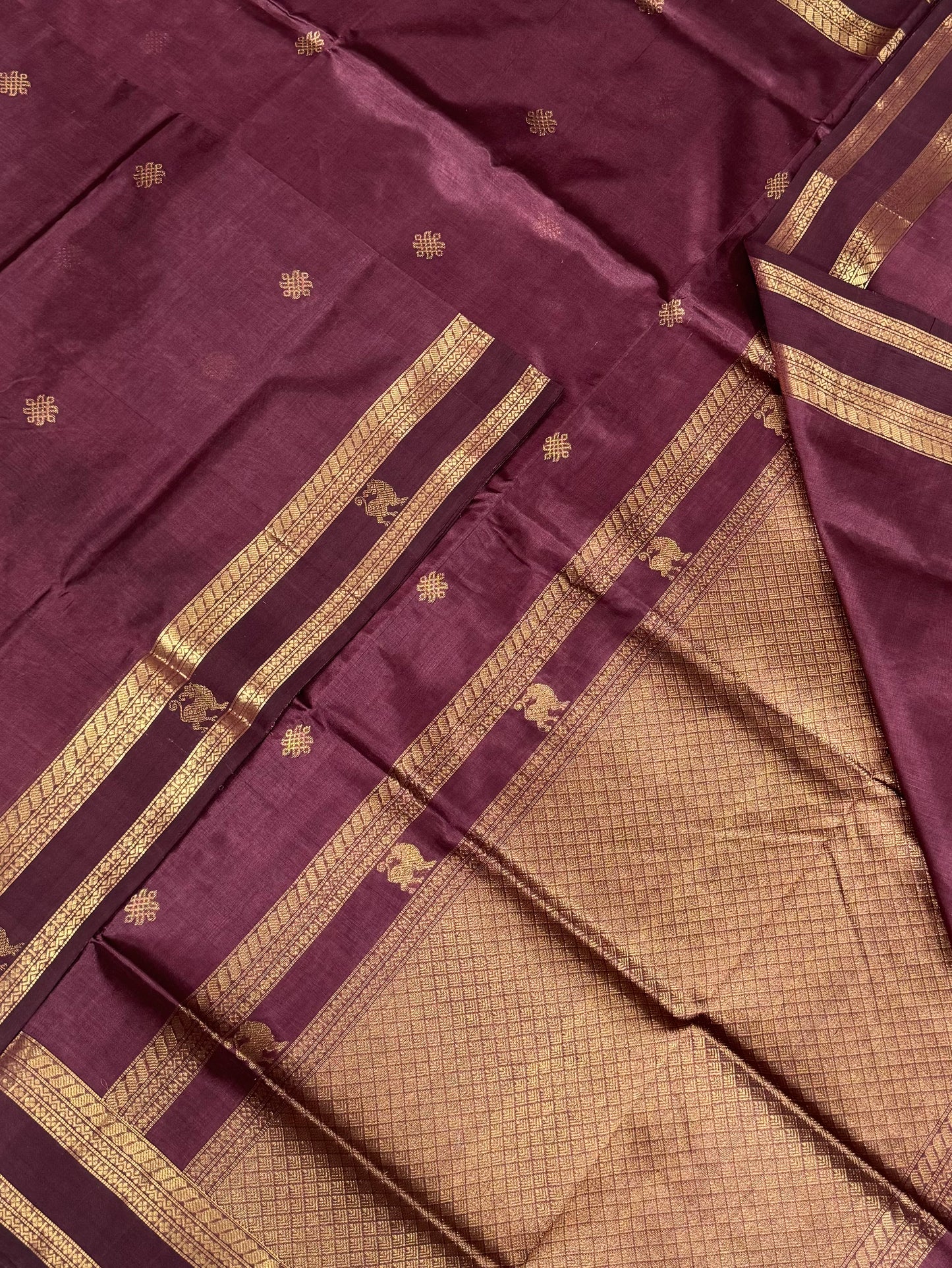 Kanchi Silk Cotton Sarees | kolam X yhazli |burgandy pink X gold