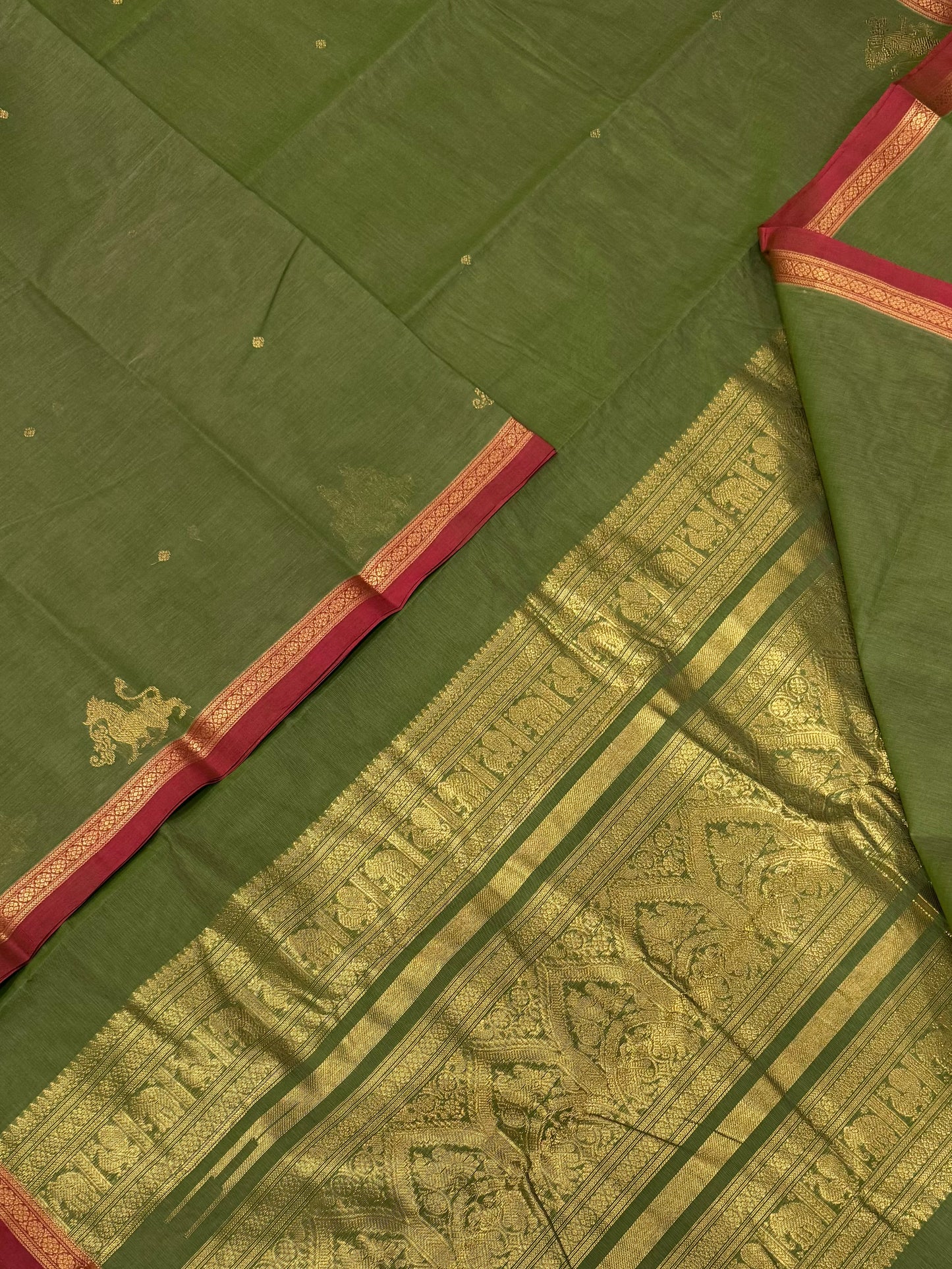 Pure Handloom Kanchi rich Cotton Saree | leaf green X orange | tiny border
