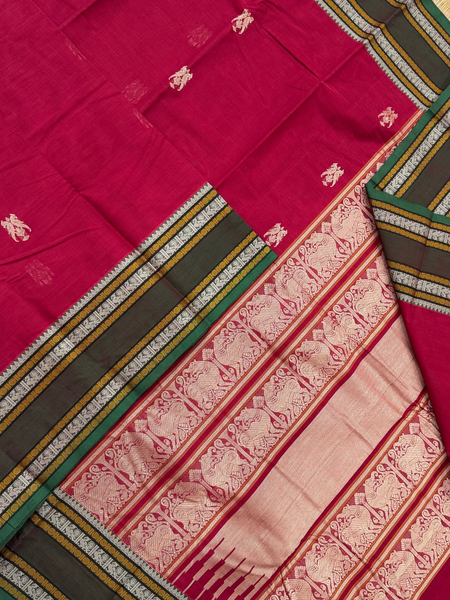 Pure Handloom Kanchi rich Cotton Saree | red X green | intericate weave mayil rettaipet border