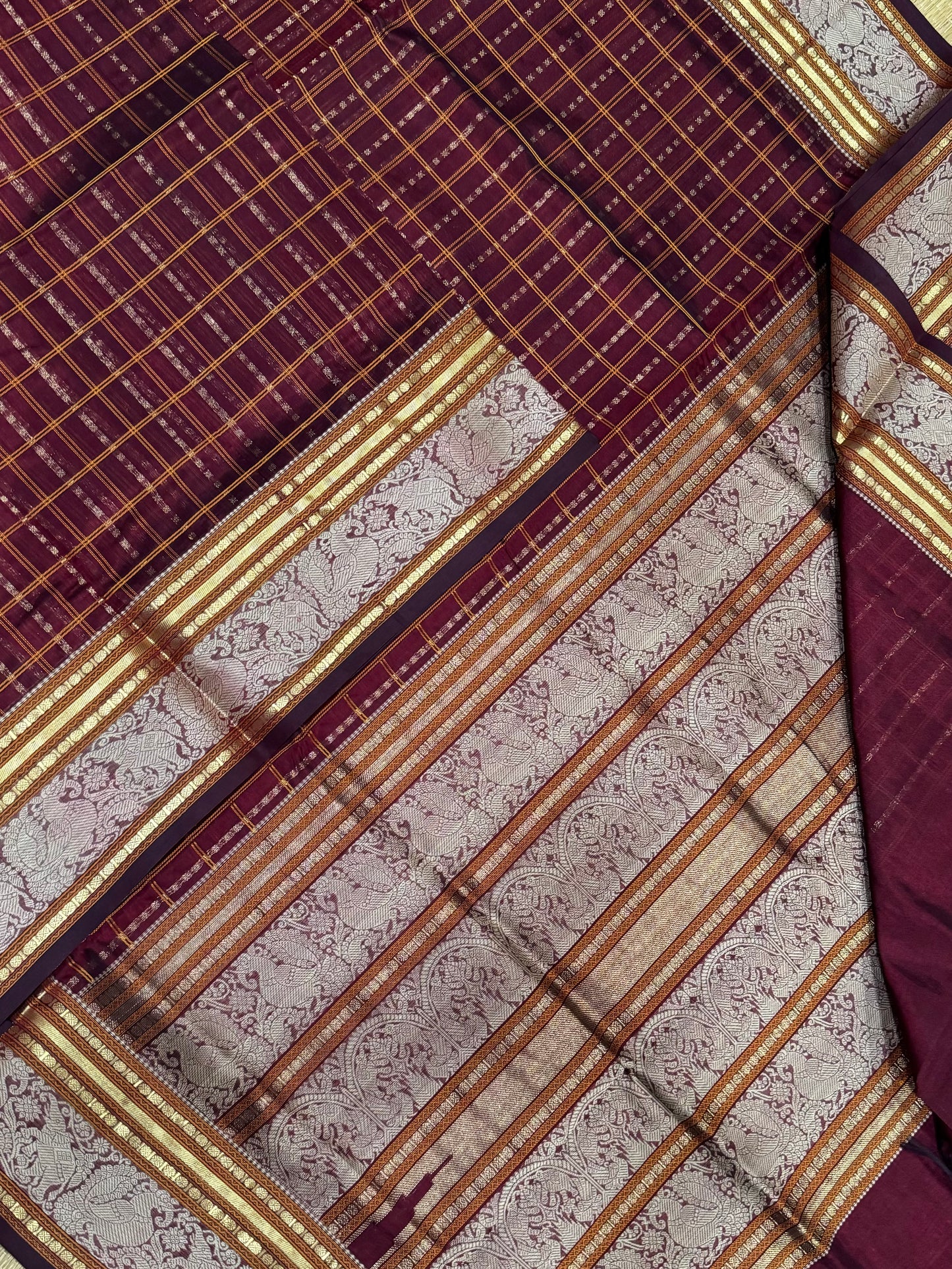 kanchi silk cotton | 1000 BUTTA X thread border | aaraku x gold