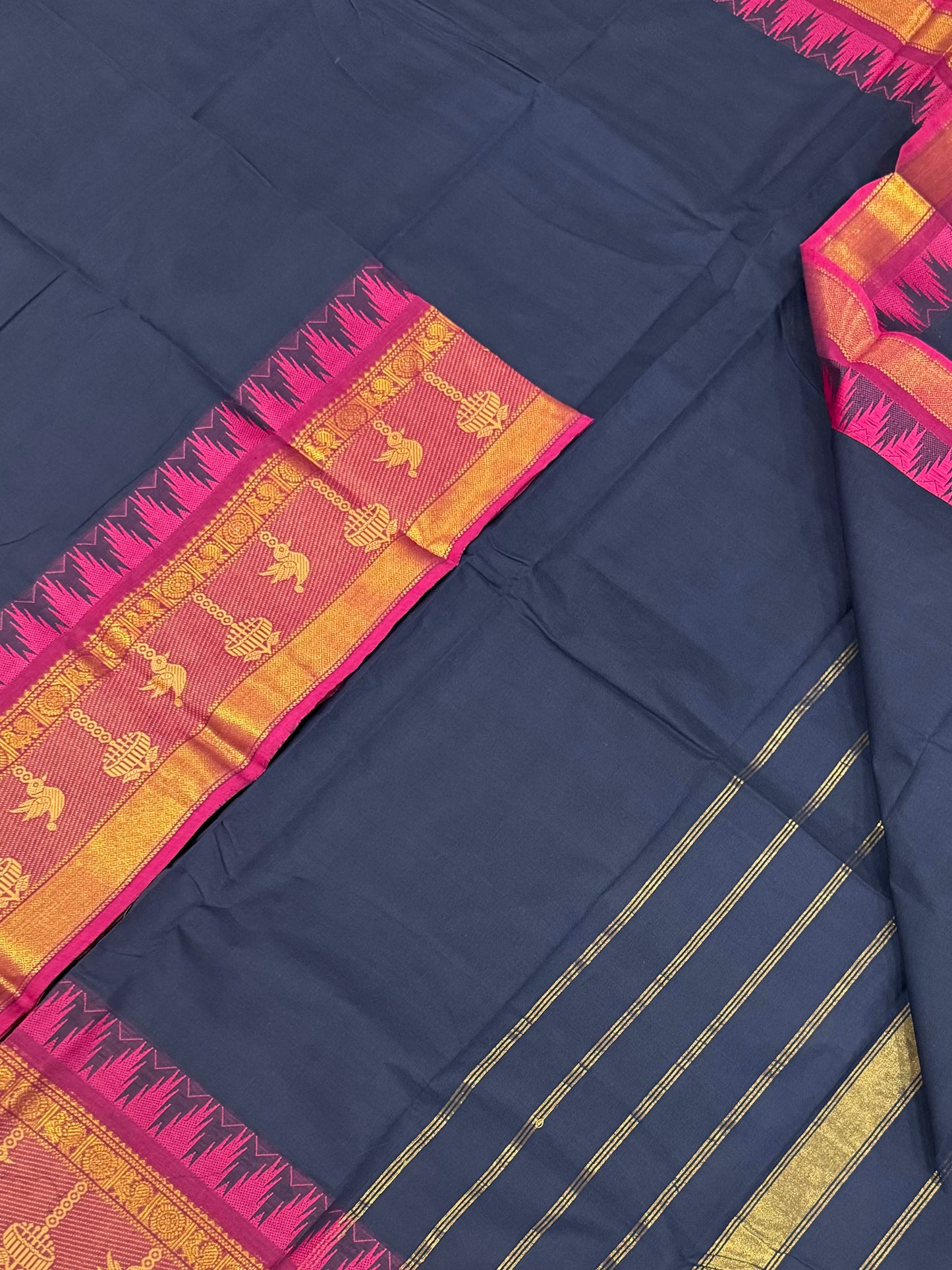 Kanchi soft cotton | navy blue x pink| Zari border