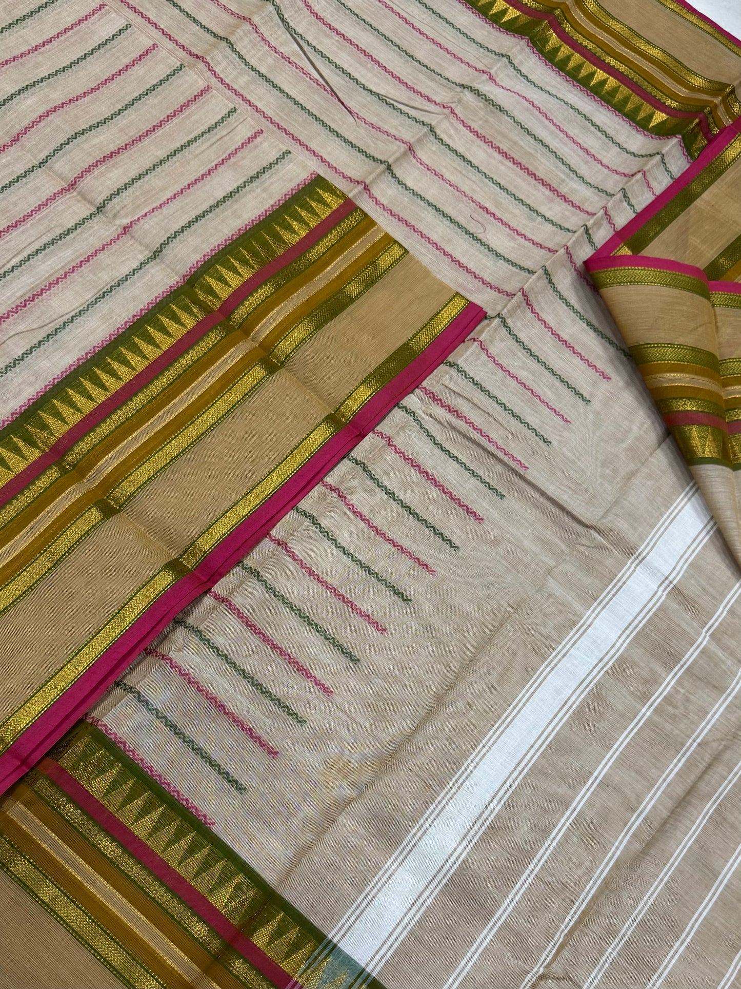 Kanchi soft cotton | pastel cream X green X pink | veldhari X zari border