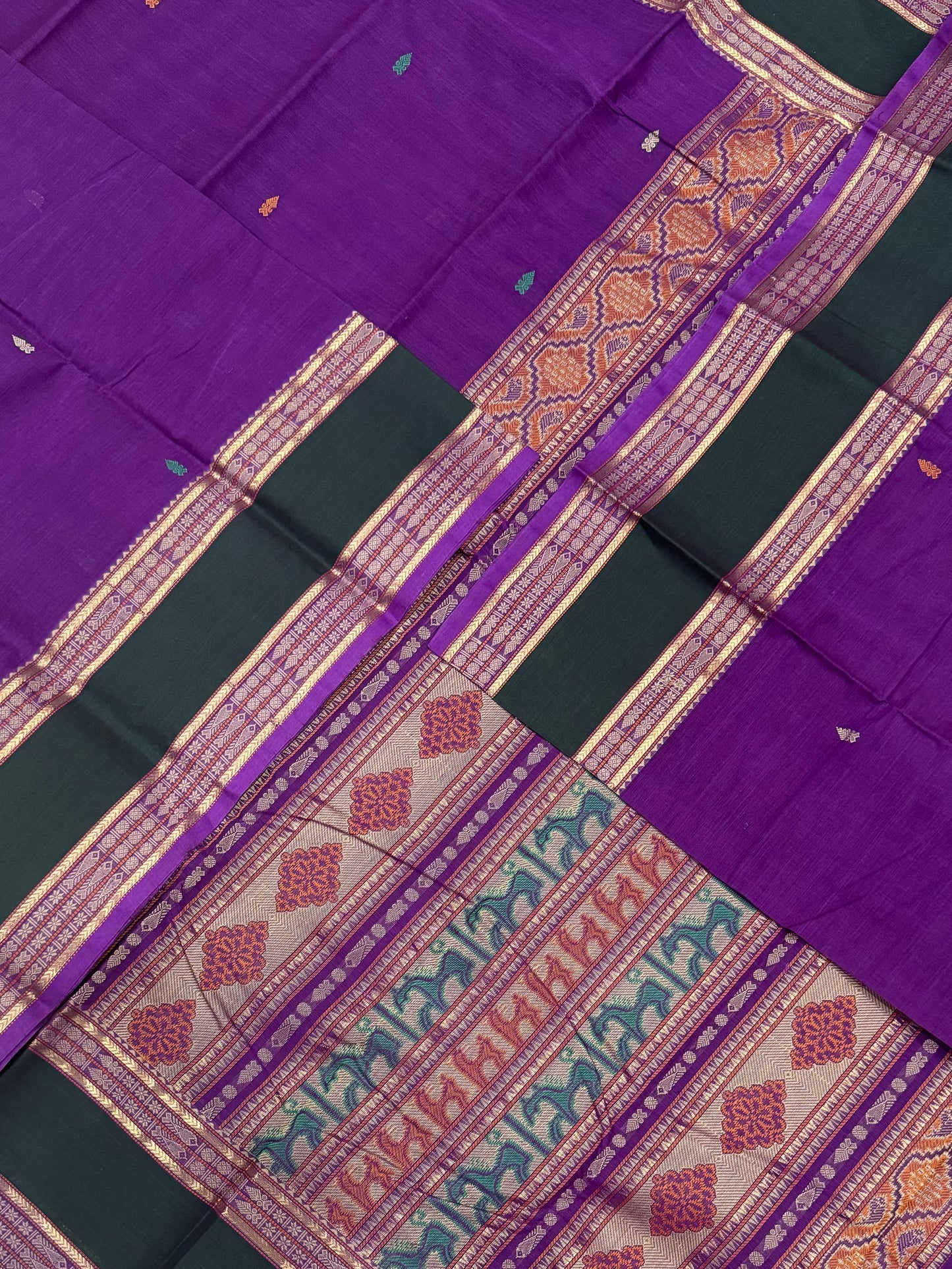 Pure Handloom Kanchi rich Cotton Saree | violet X rettaipet Zari border