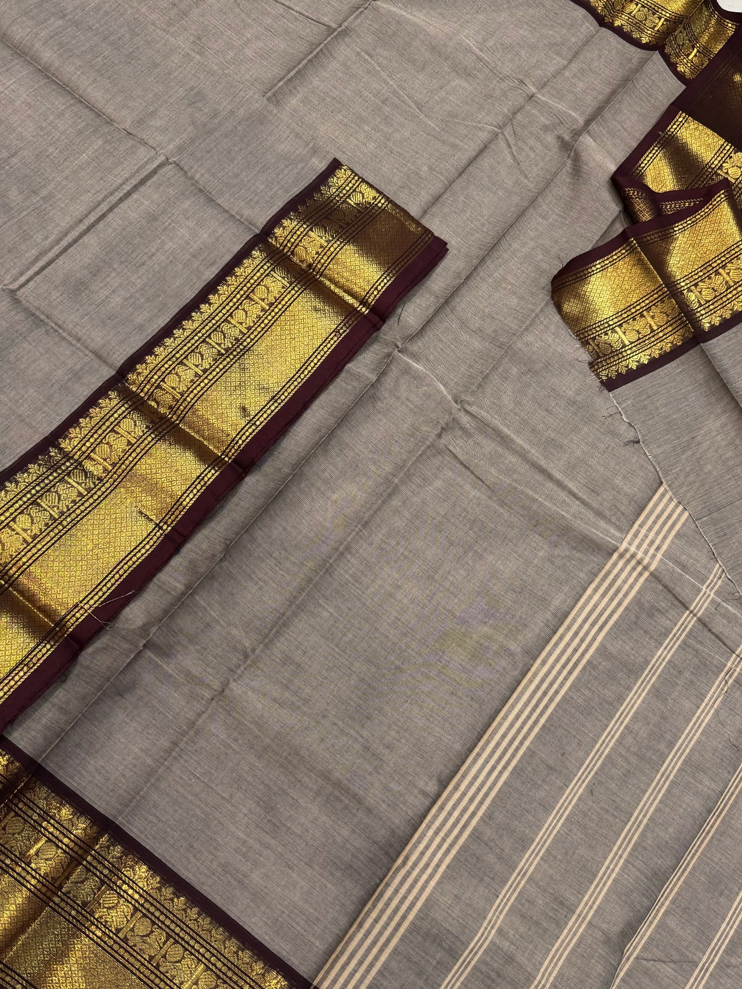 Kanchi soft cotton | grey X aaraku | Zari border