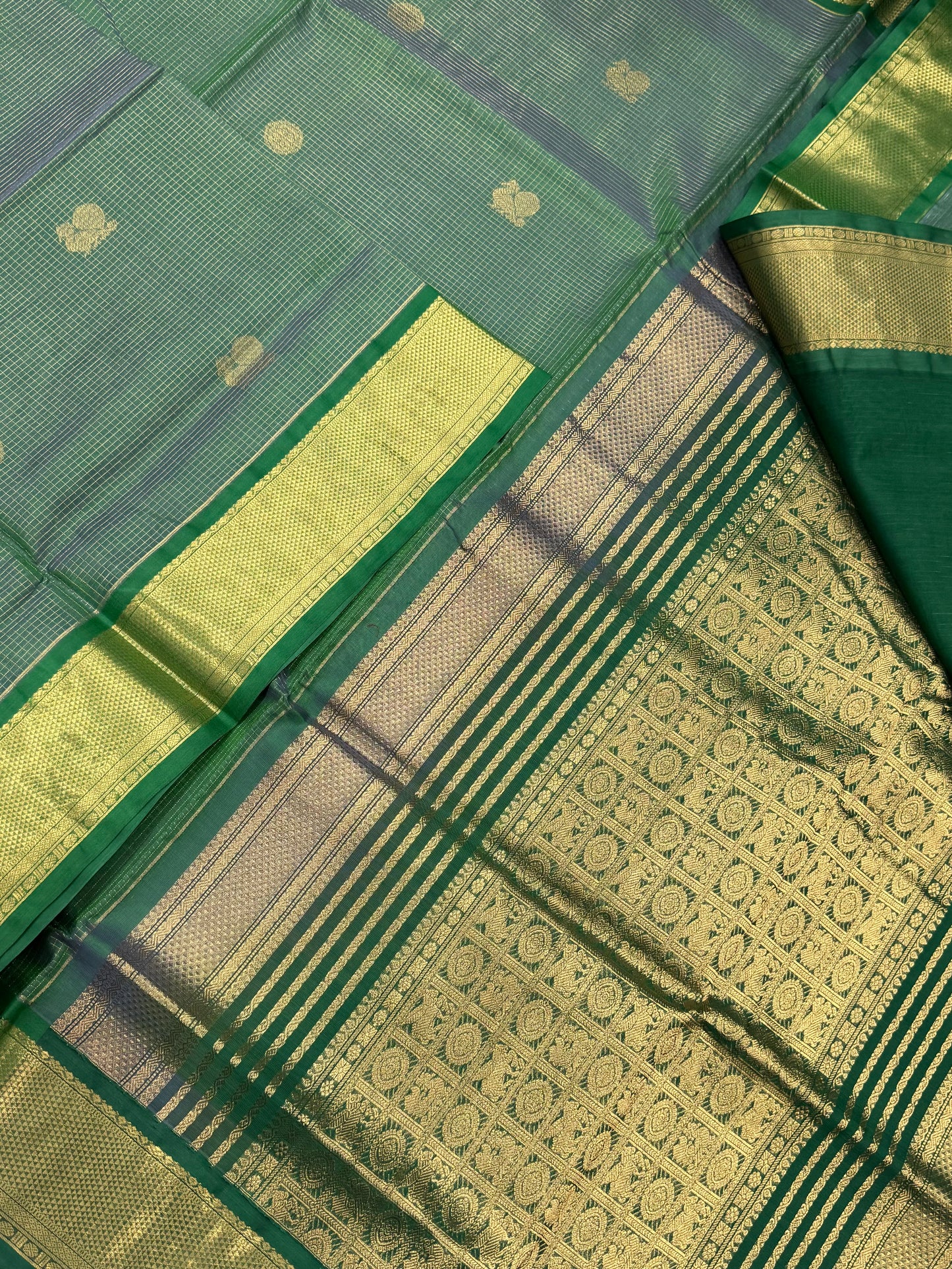 Kanchi Silk Cotton Sarees | luxury silk cotton | muthukattam x mayil chakram | pastel green X leaf green | NKV37