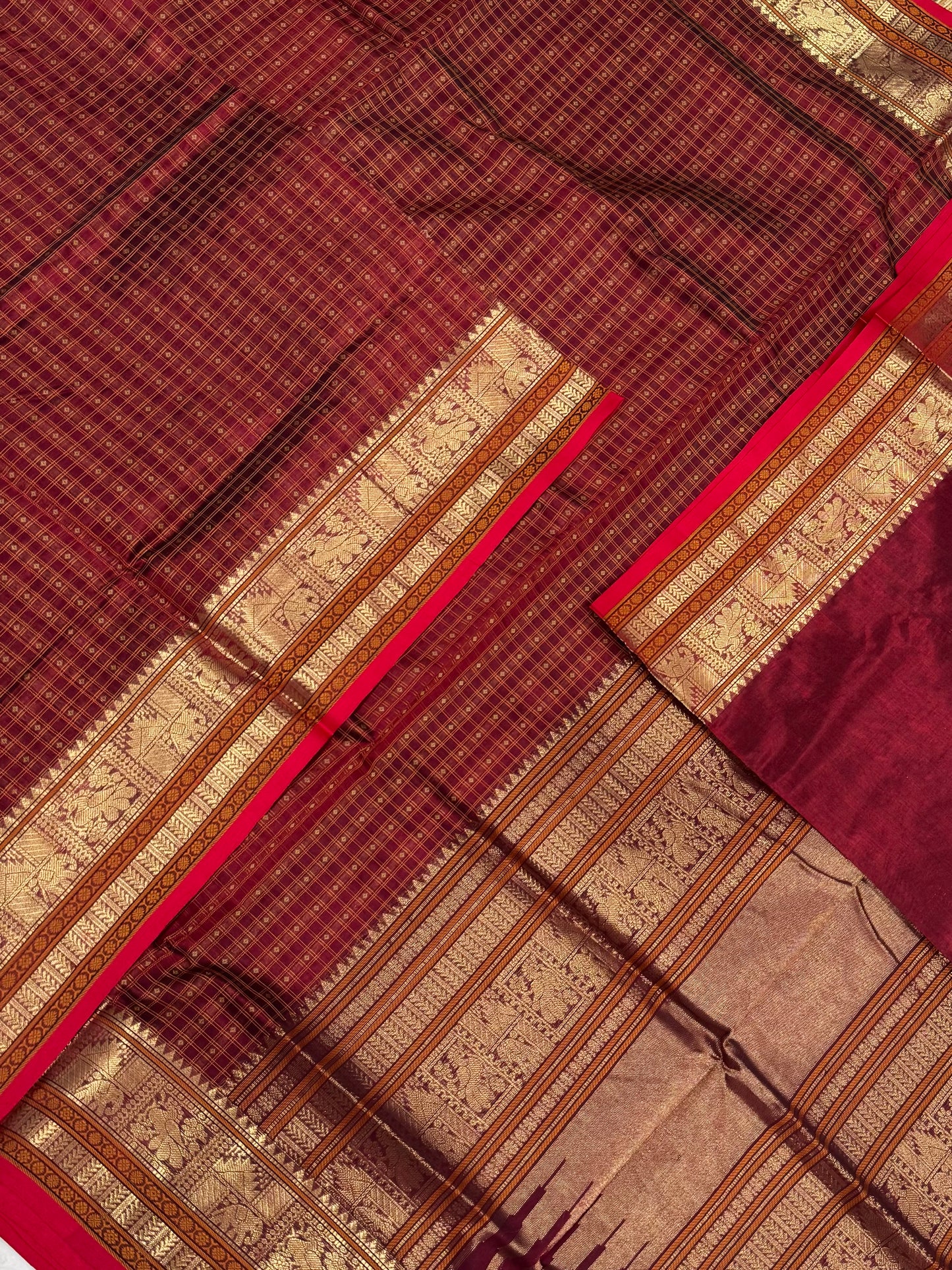 Kanchi Silk Cotton Sarees | 1000 butta x Lakshadeepam | marron x good small zari border | NKV20