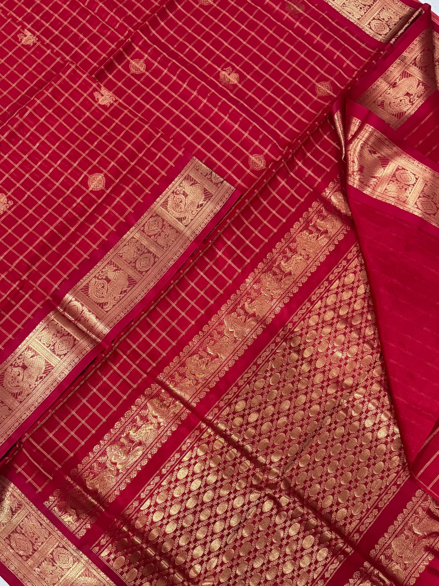 Kanchi Silk Cotton Sarees | luxury silk cotton | kattam X Mayil chakram | red NKV37