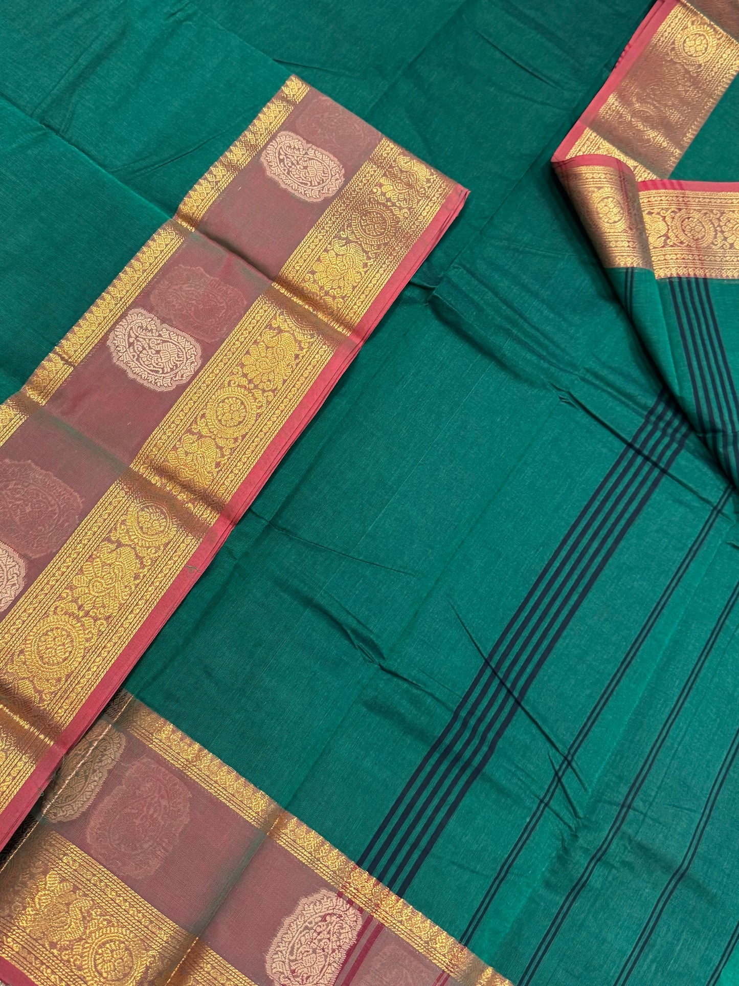 Kanchi soft cotton | green x brick | thread X Zari border