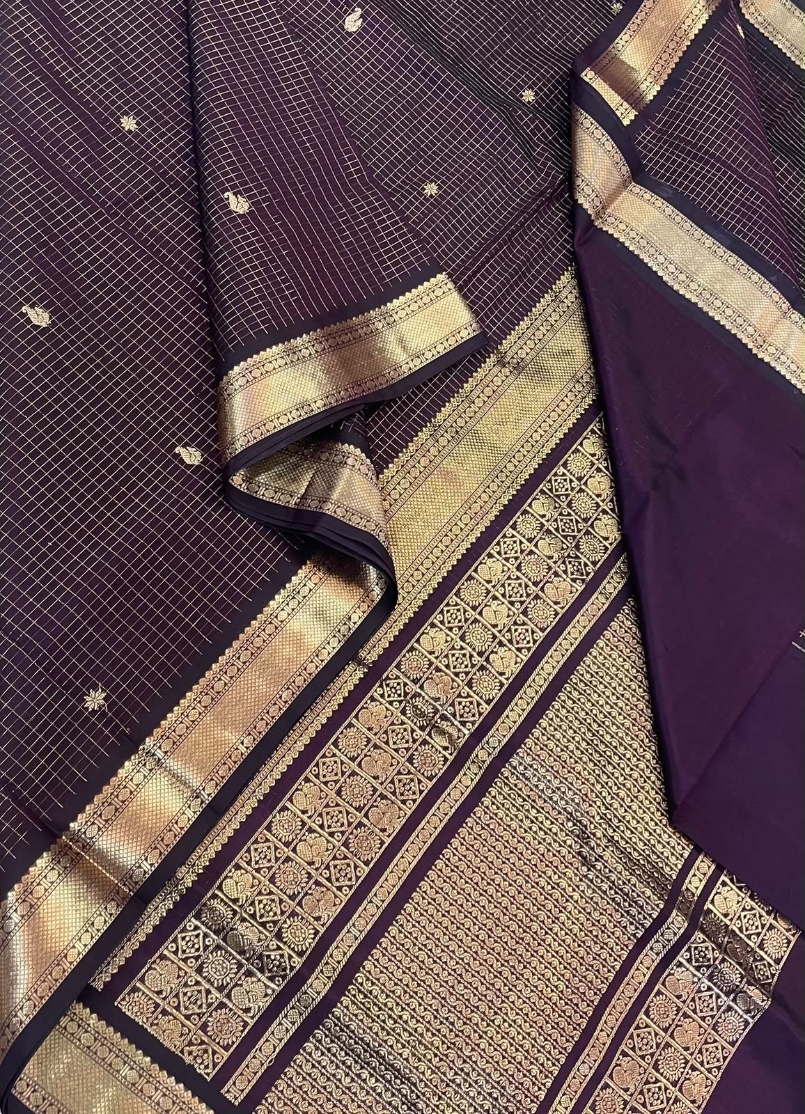 Kanchi Silk Cotton Sarees | tiny small border x muthukattam | dark mocha brown