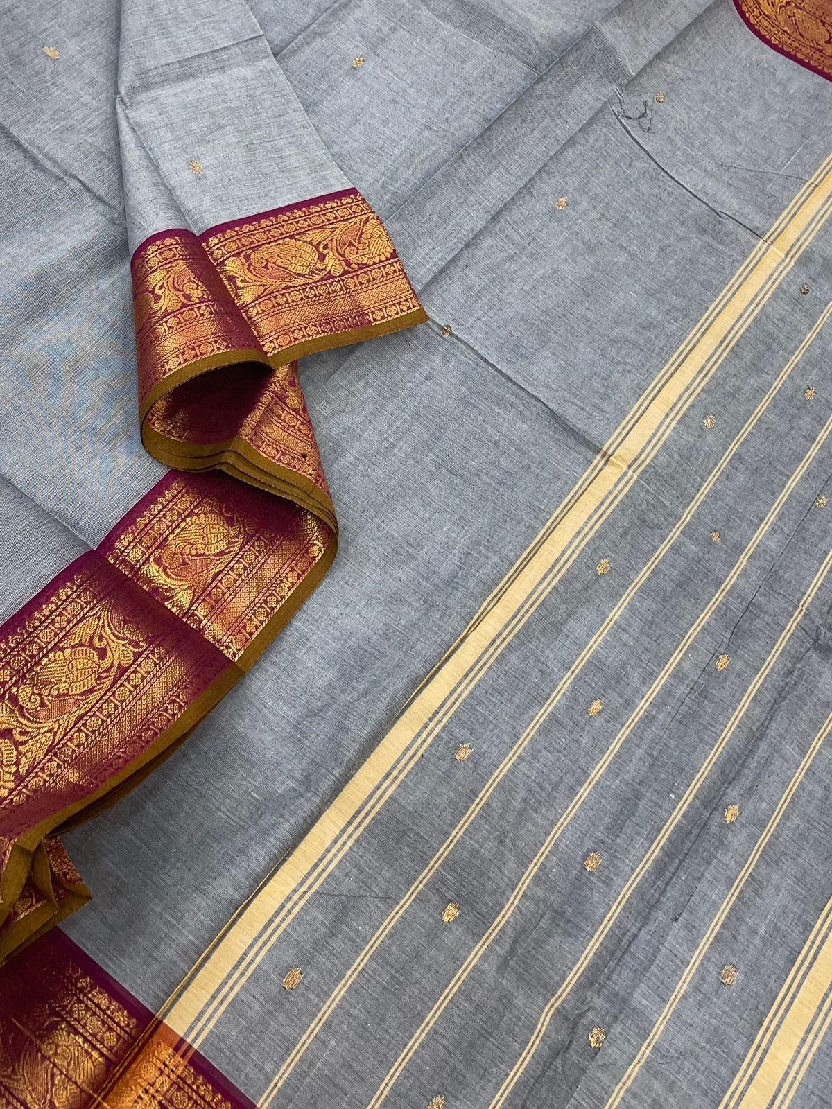 Kanchi soft cotton |zari border | grey x marron green small border