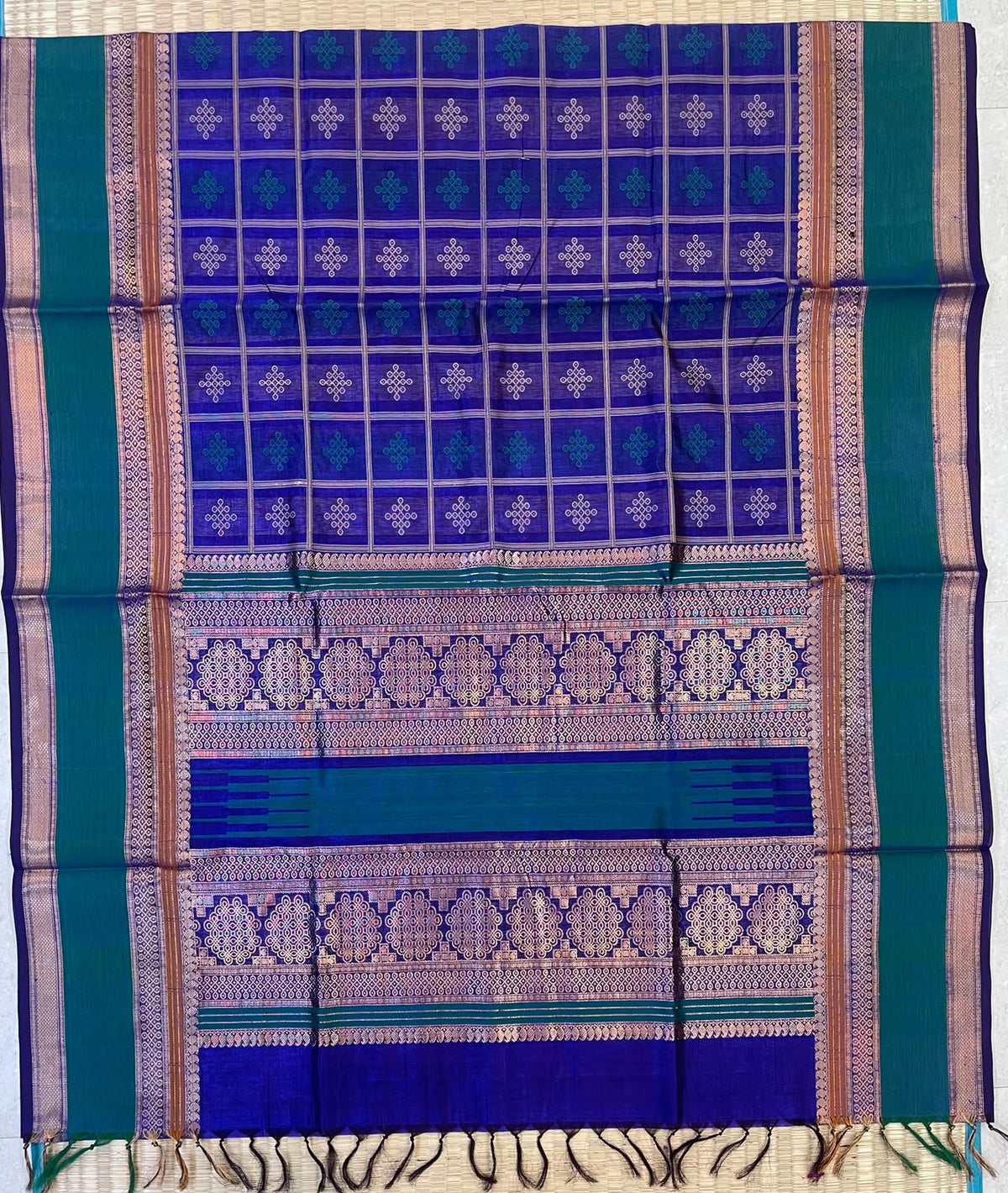 Kanchi Silk Cotton Sarees | 1000 kolam butta X rich zari pallu X zari rettaipet border | ms blue X peacock green