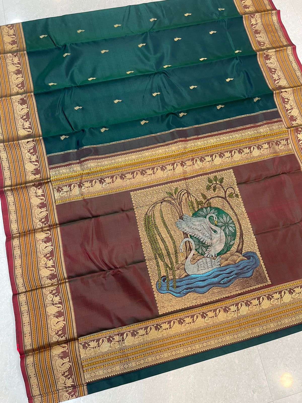 Pure Kanjivarams | twotone green X brown | jodi annam master weave pallu