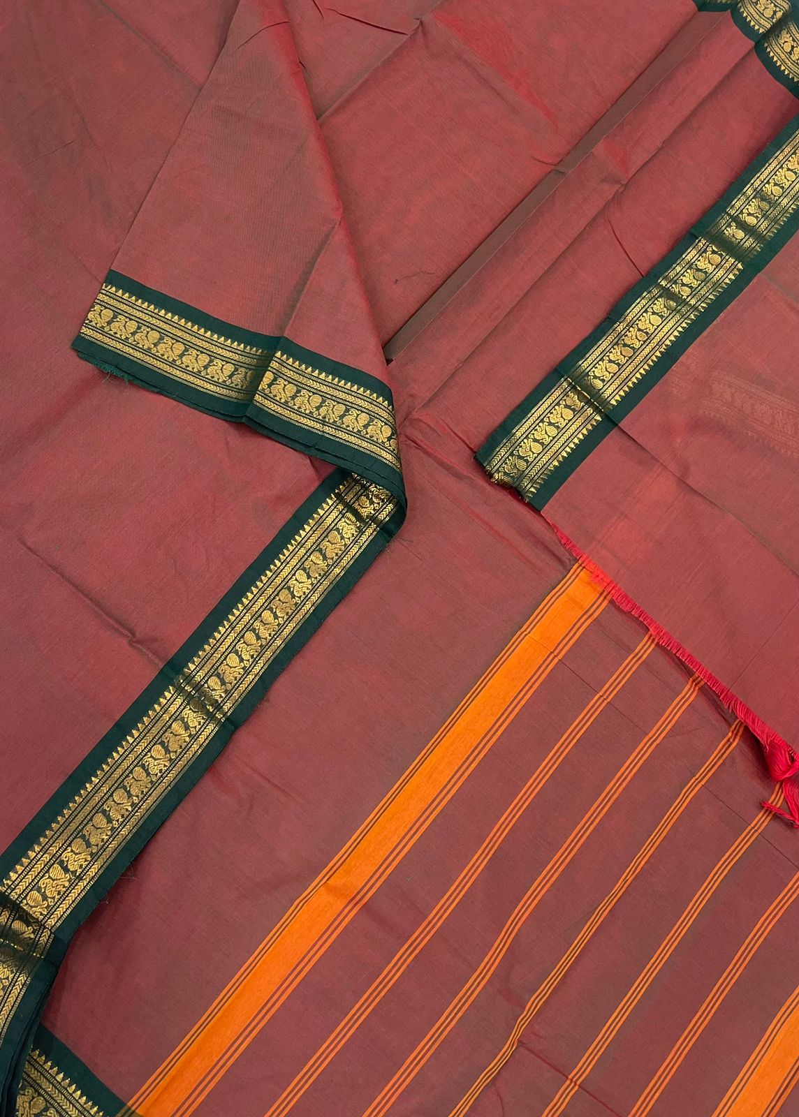 Kanchi soft cotton | Zari tiny border | two tone brick X green