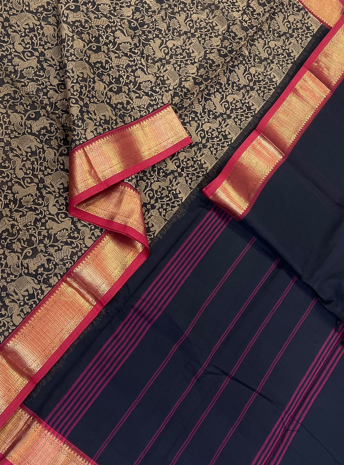 Kanchi soft cotton | black x red | zari border X vanasingaram