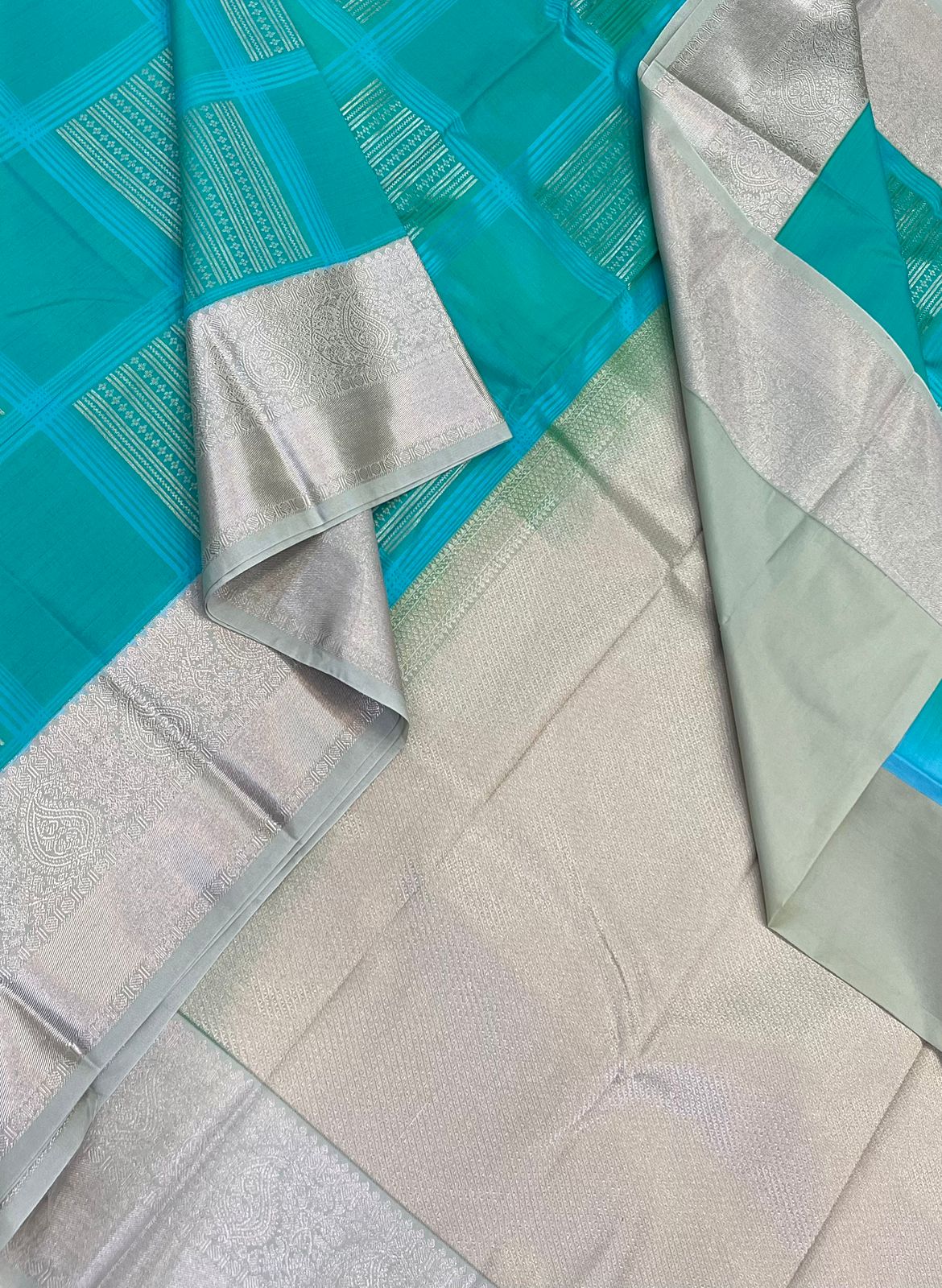 Vegan Silk Sarees Online | ice torquise blue X grey | kattam silver zari