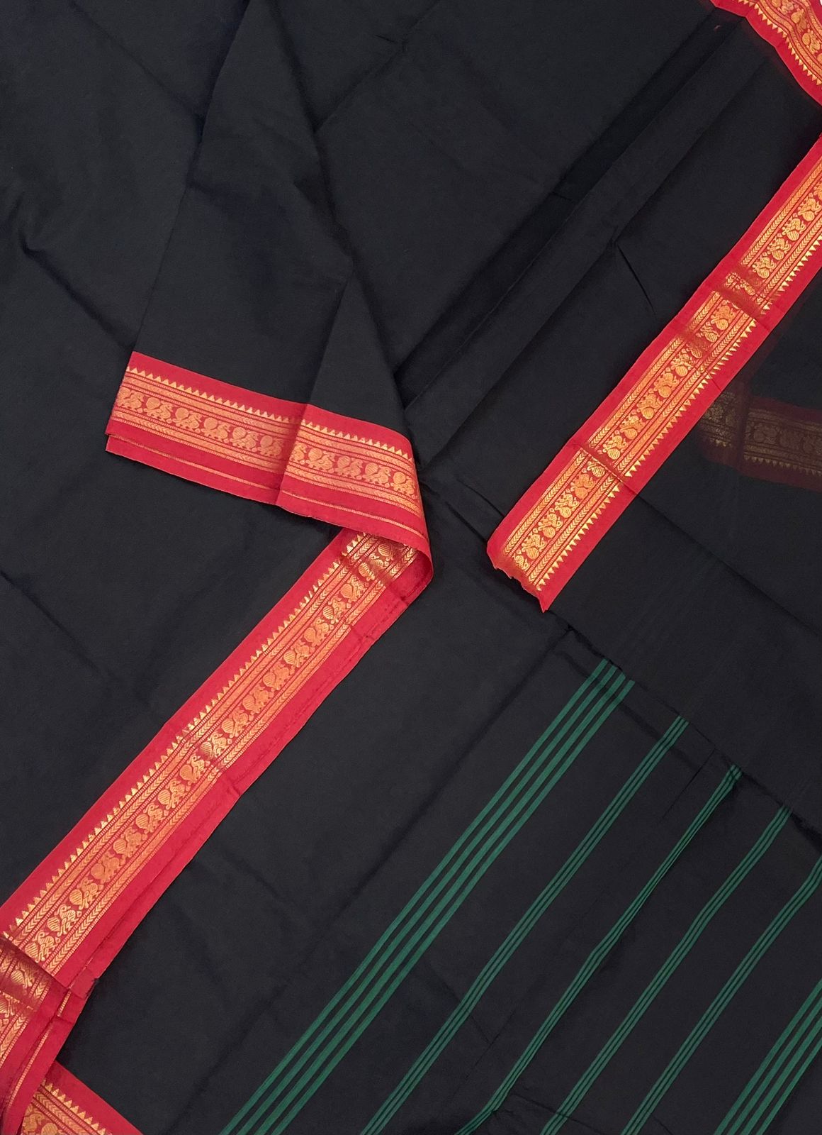 Kanchi soft cotton | Zari tiny border |black X red