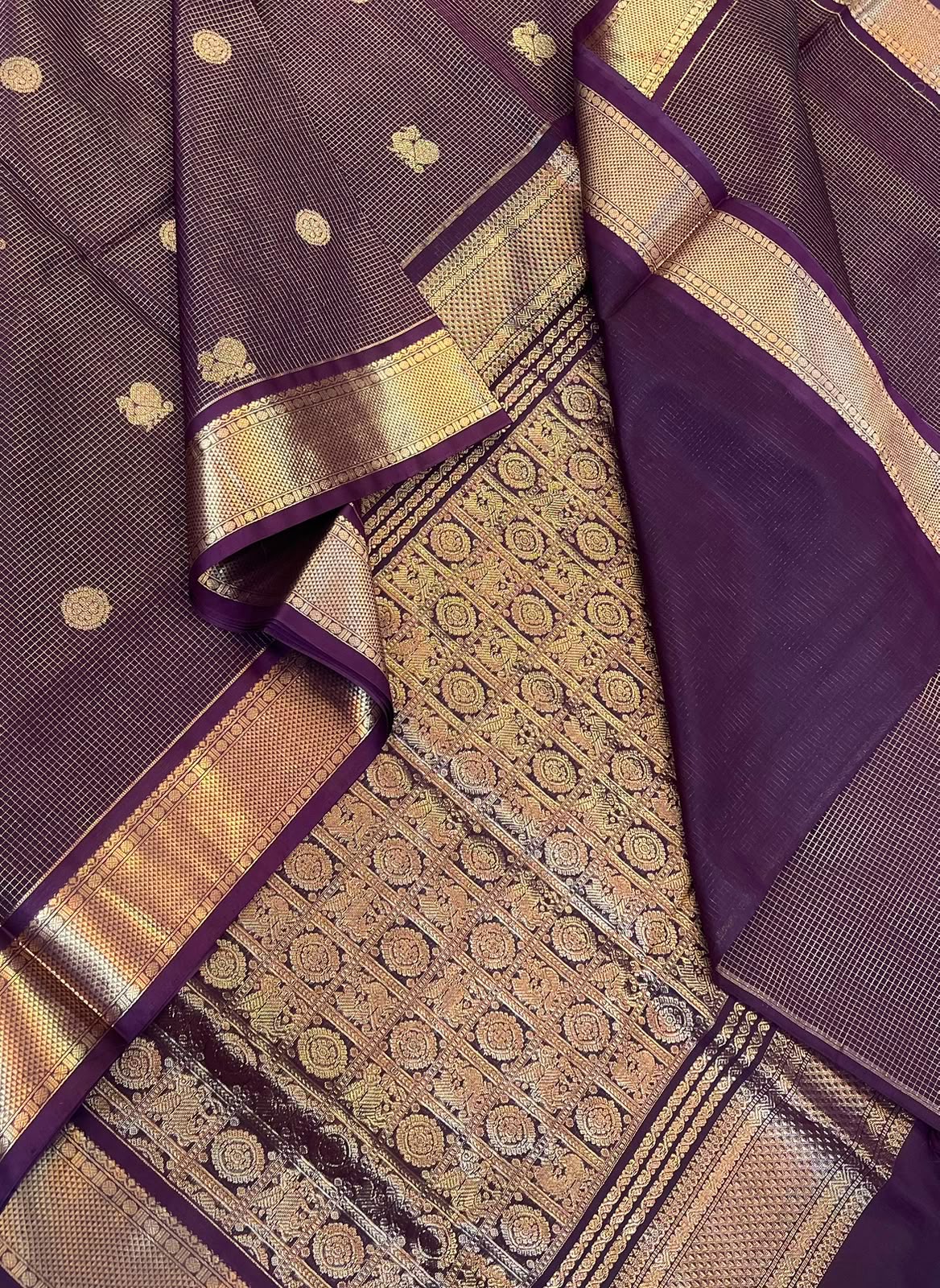 Kanchi Silk Cotton Sarees | bavanchi zari border x muthukattam x mayil chakram | dark burgandy violet