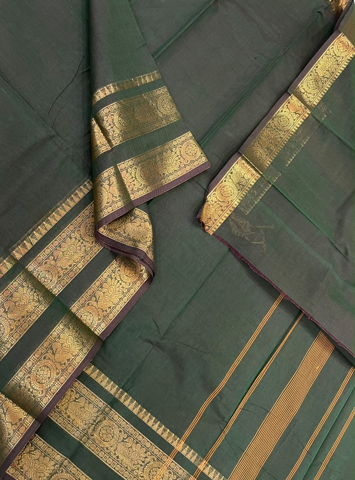 Kanchi soft cotton | green | Zari double border