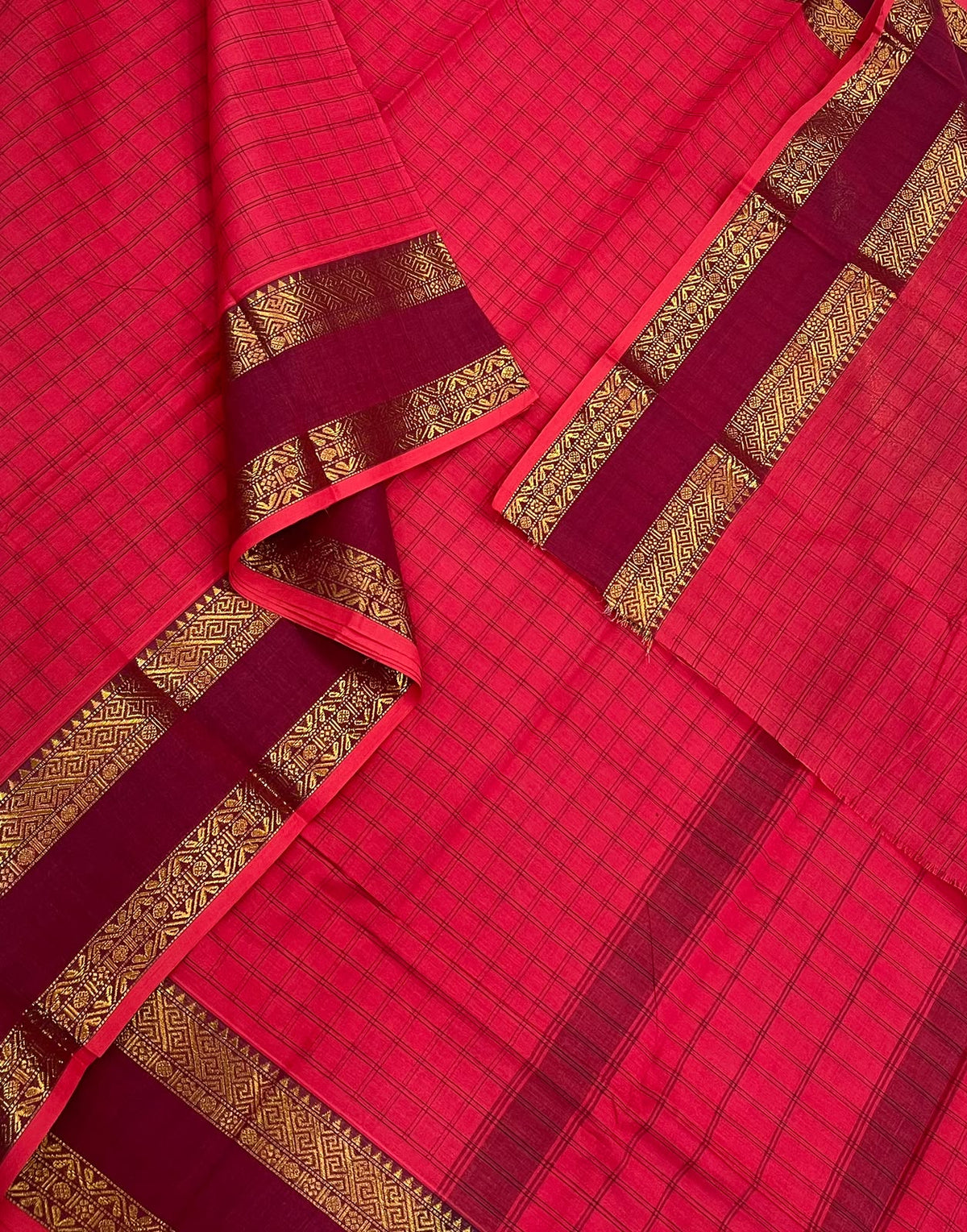 Kanchi soft cotton | kattam Zari rettaipet border | cherry red š