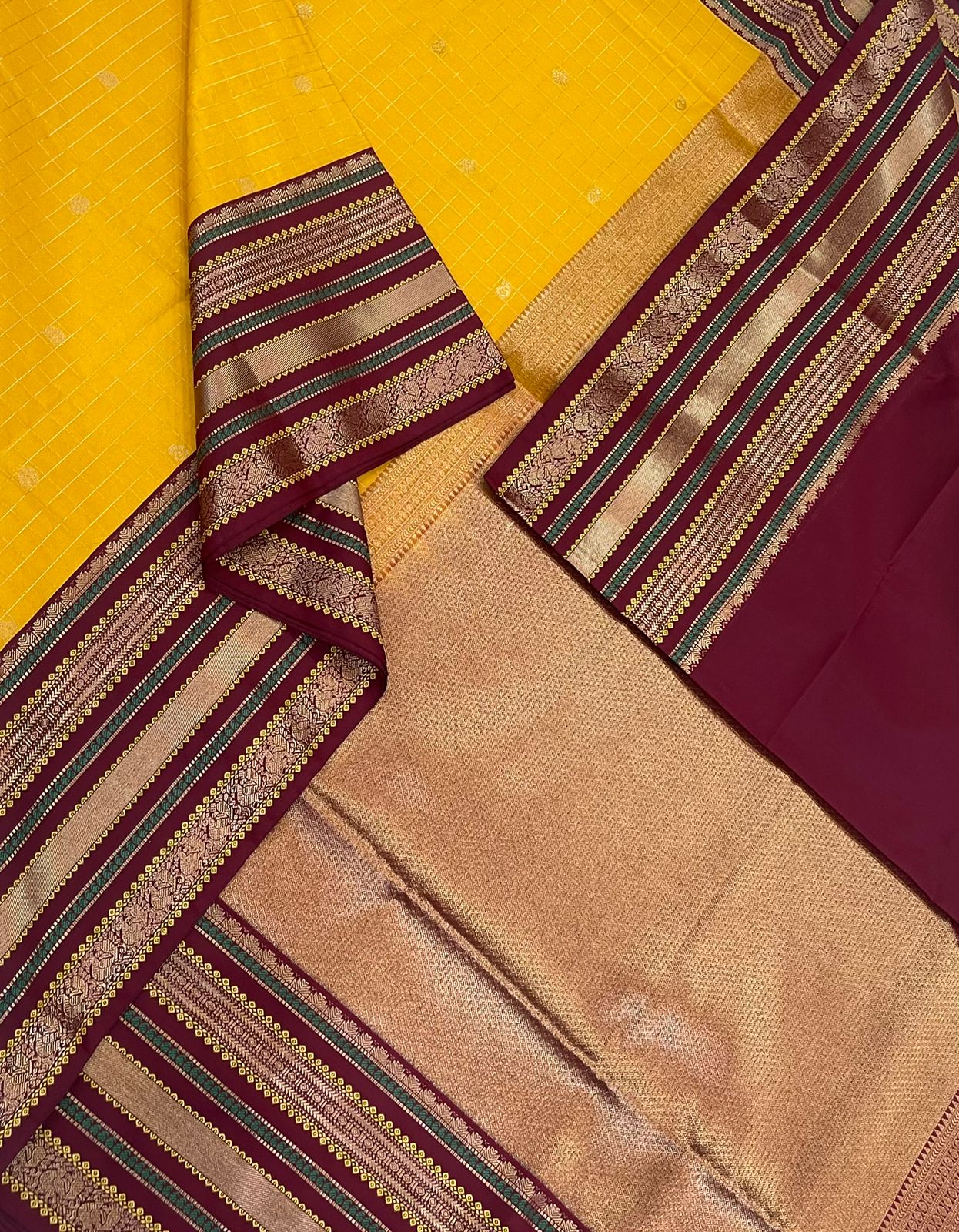 Vegan Silk Sarees Online | manjal X marron| kattam butta x korvai border