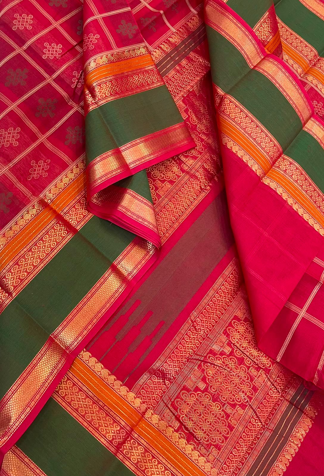 Pure Handloom Kanchi rich Cotton Saree | red x green |kolam 1000 butta x rettaipet zari border