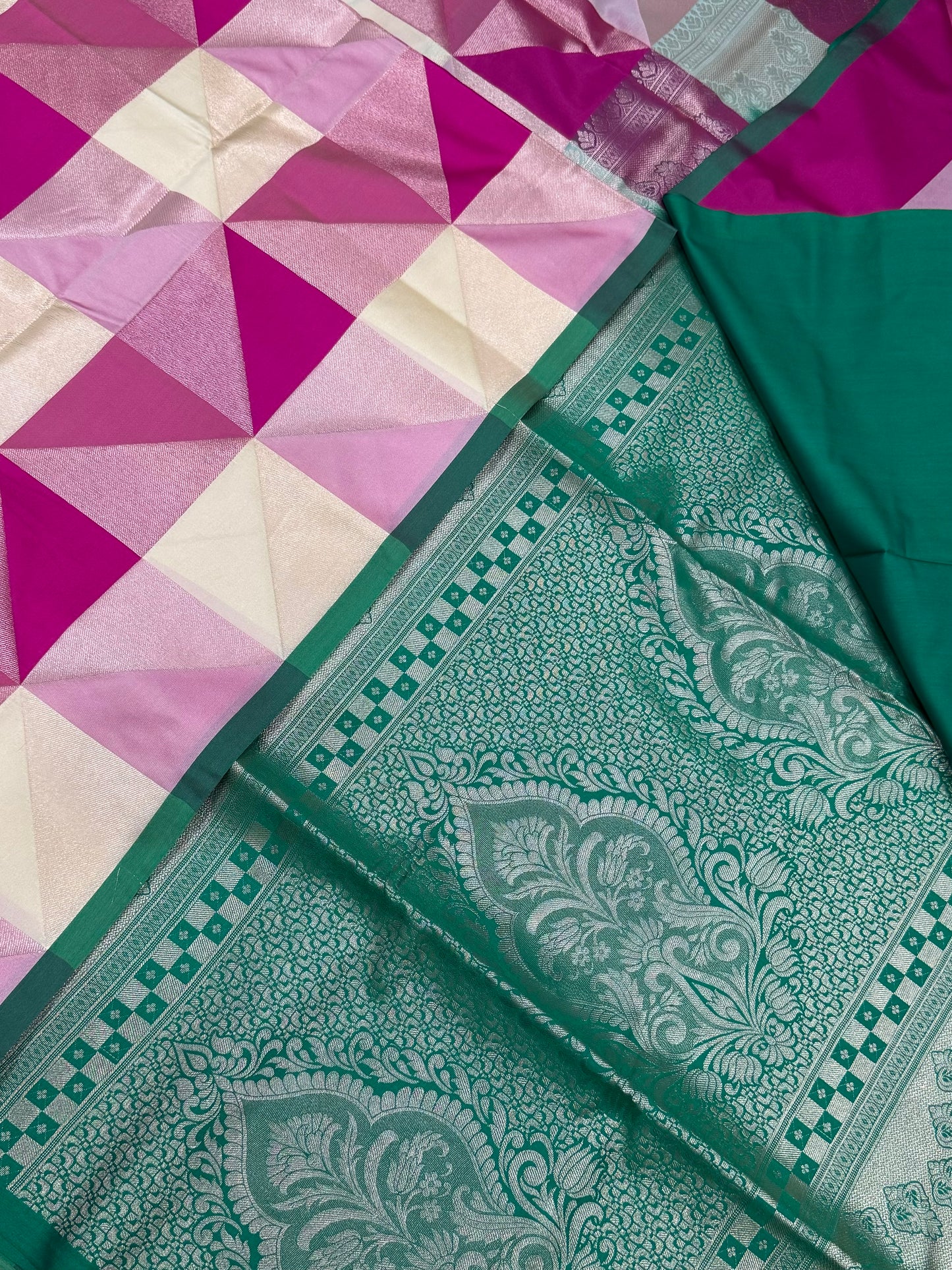 Vegan Silk Sarees Online | geometric pattern | cream X pink X green
