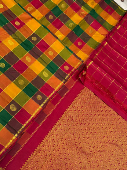 Pure Kanjivarams | palum pazhamum kattam X Rani X gold X tiny border