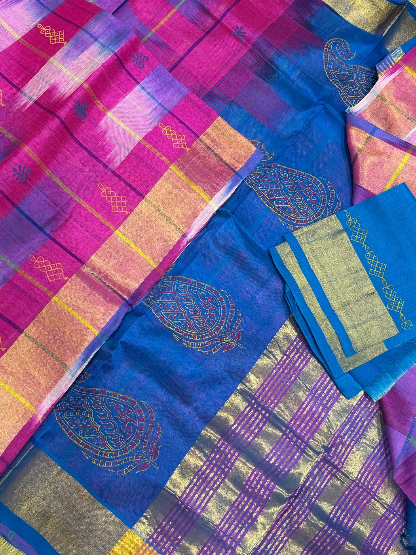 Kanchi Silk Cotton Sarees | classic | Rani pink X blue X Zari border