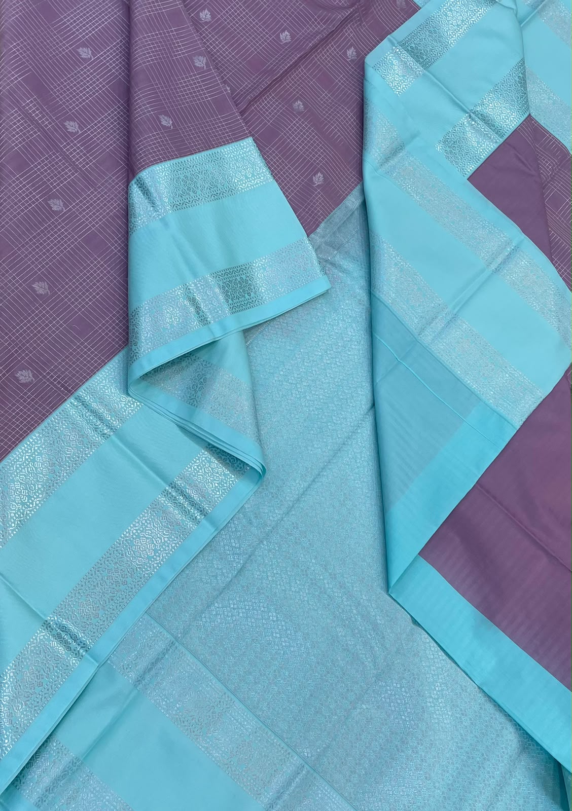Vegan Silk Sarees Online | lilac X sky blue | 2x2 kattam X rettaipet border