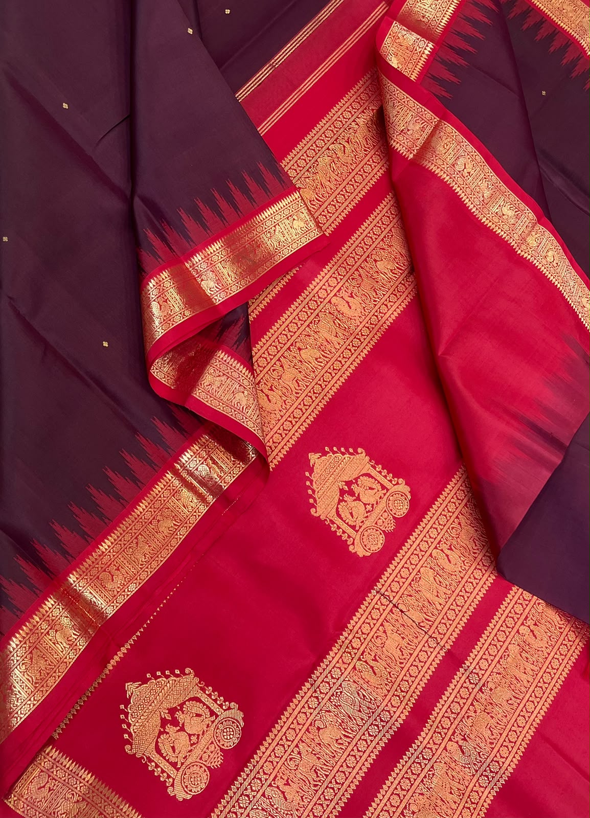 Traditional Kanchipuram Silk Sarees  |  marron x red X gold | tiny zari korvai border x border thalampoo motif | Handwoven luxury x 4 ply master weave