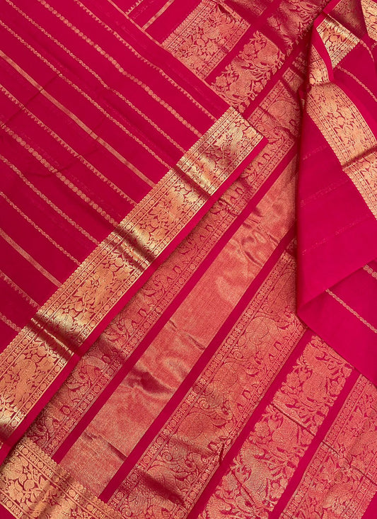 Kanchi handloom rich cotton |vertical veldhari | kanchipuram Zari border | hot pink X gold