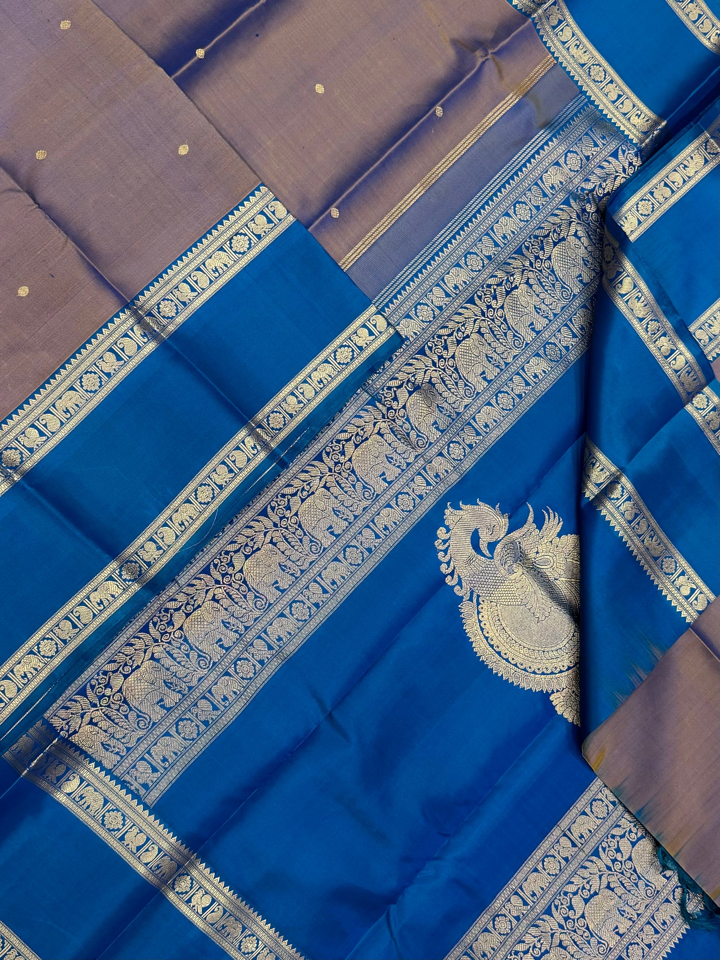 Pure Kanjivarams | rettaipet border X thogai mayil | two tone X blue |Handwoven luxury x 4 ply master weave | NKV45