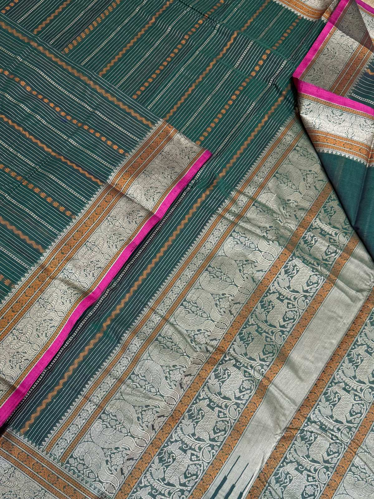 Pure Handloom Kanchi rich Cotton Saree | thread border x vertical veldhari| green x pink