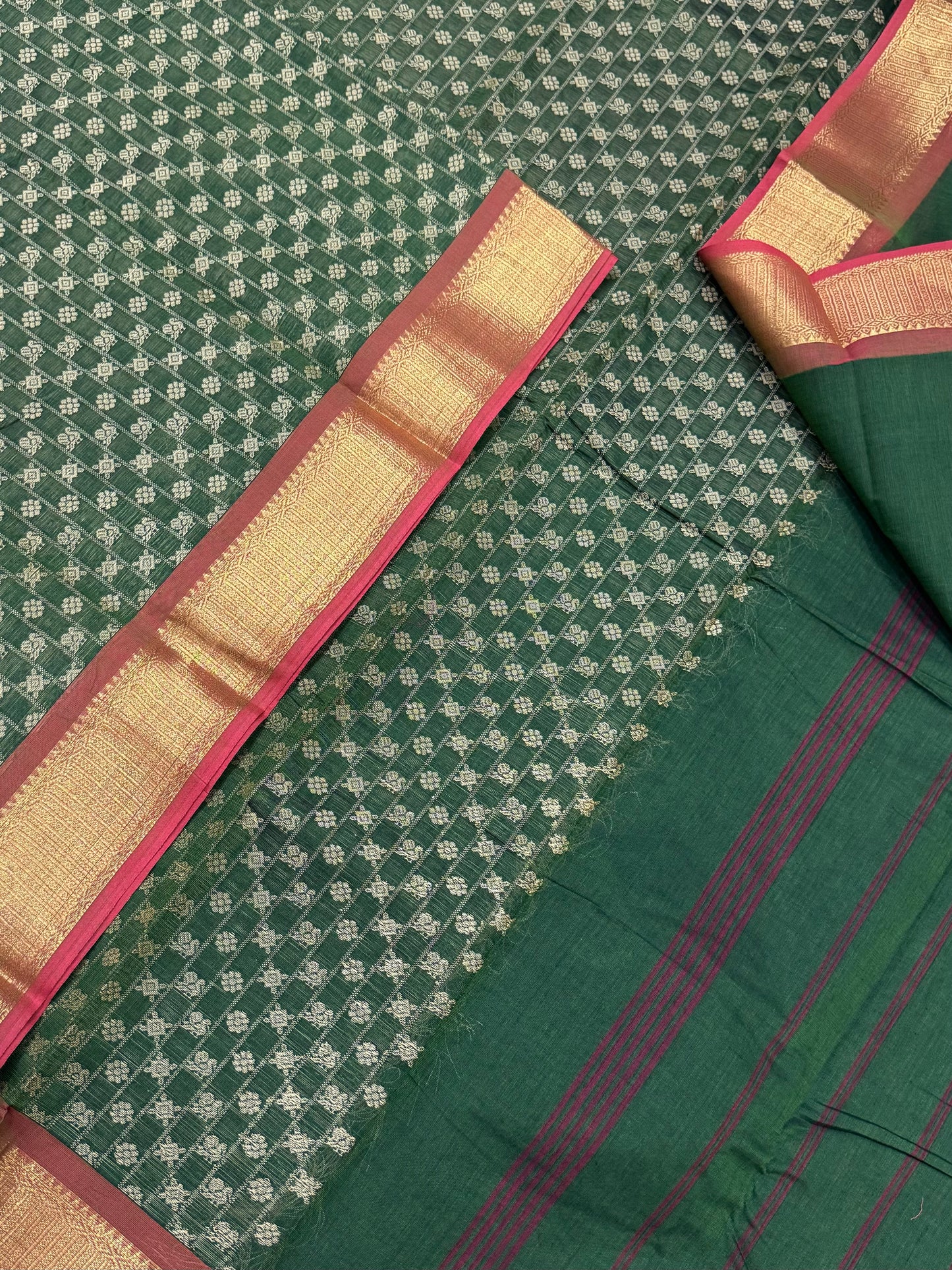 Kanchi soft cotton | green x brick | zari border