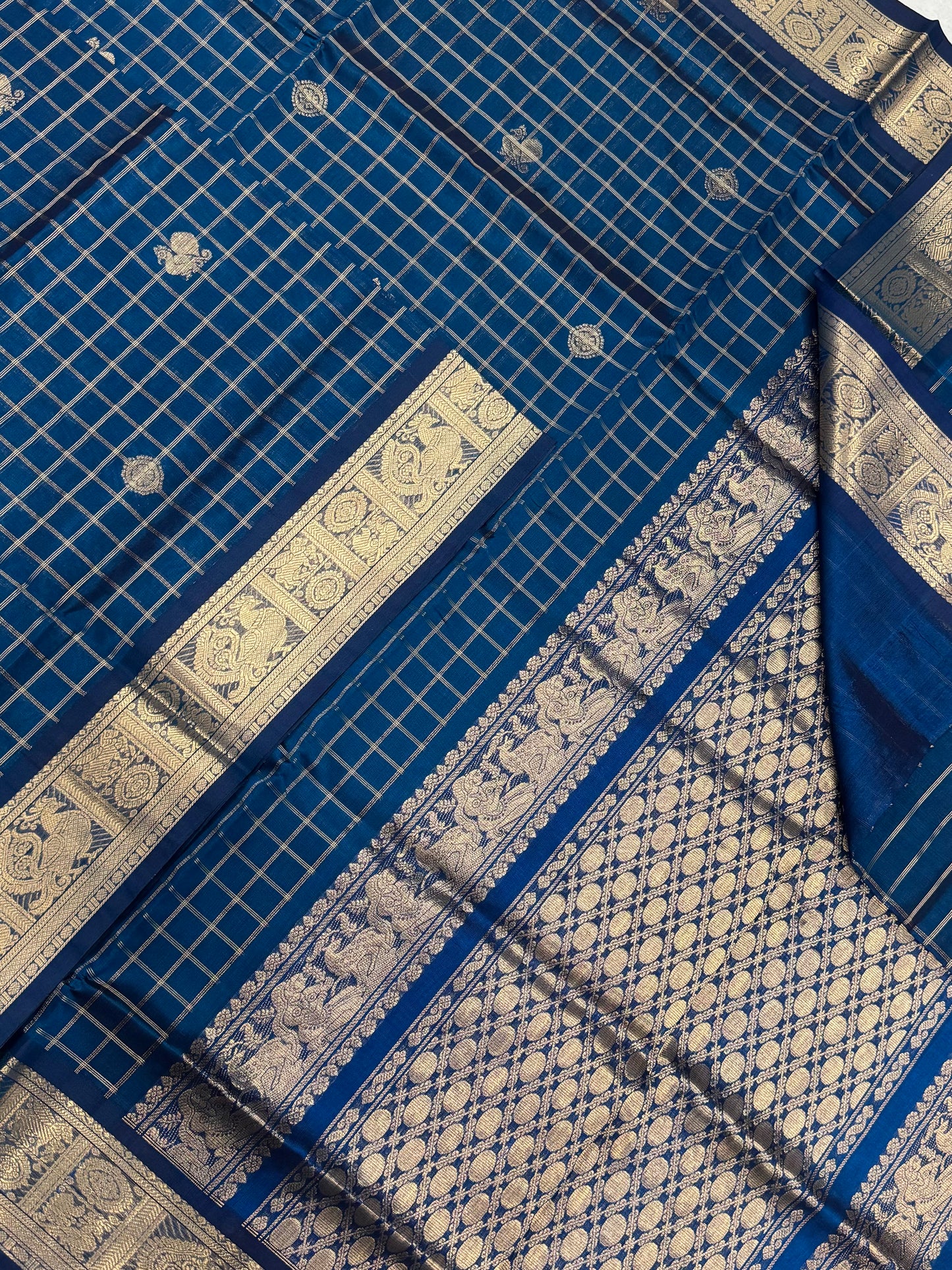 Kanchi Silk Cotton Sarees | luxury silk cotton | mayil chakram kattam x cyan blue | NKV37