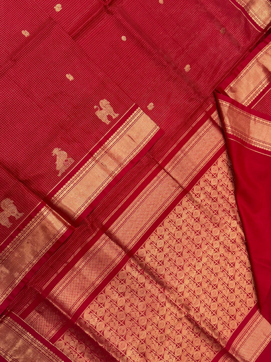 Kanchi Silk Cotton Sarees | luxury silk cotton | muthukattam X mayil shimmayhazli | red X gold NKV37