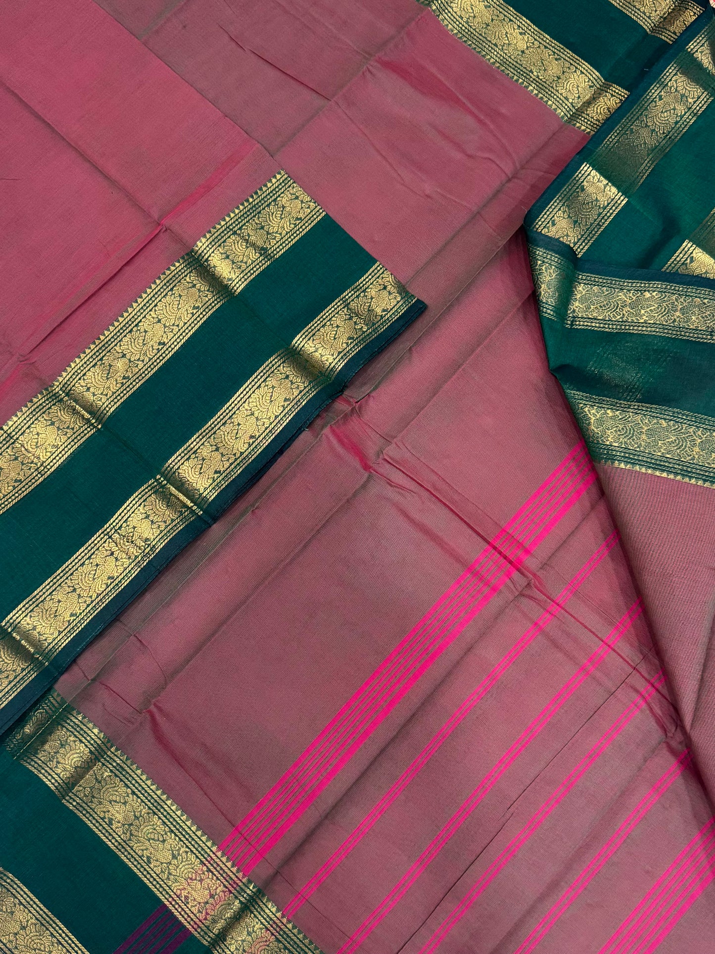 Kanchi soft cotton | twotone manthulir x dark green |  rettaipet zari border