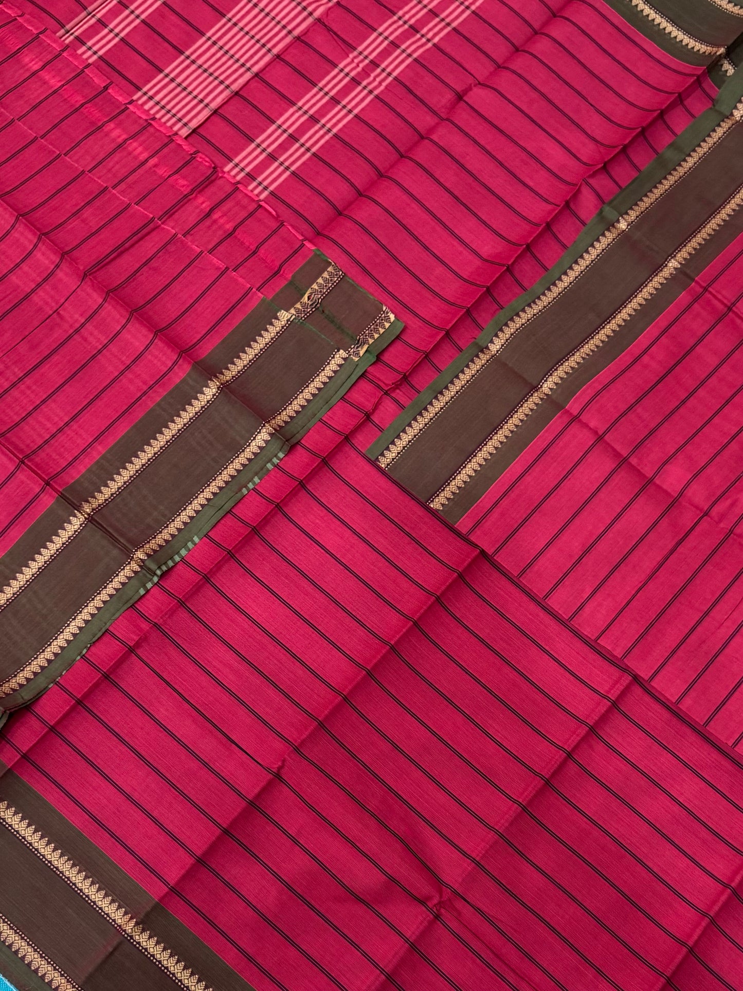 Kanchi soft cotton | veldhari x rettaipet border |  cherry pink x green