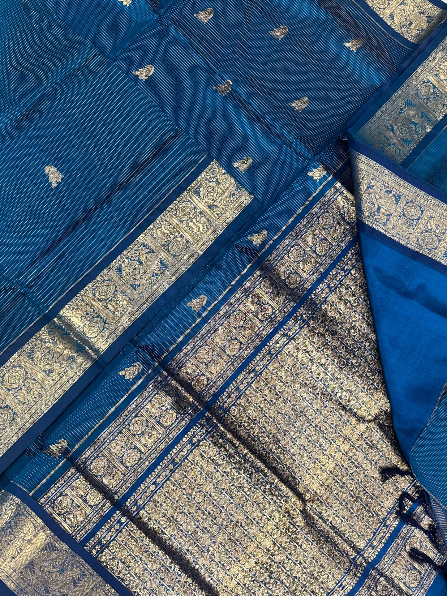 Kanchi Silk Cotton Sarees | luxury silk cotton | VAIRAOOSI X Mayil | blue x blue NKV37