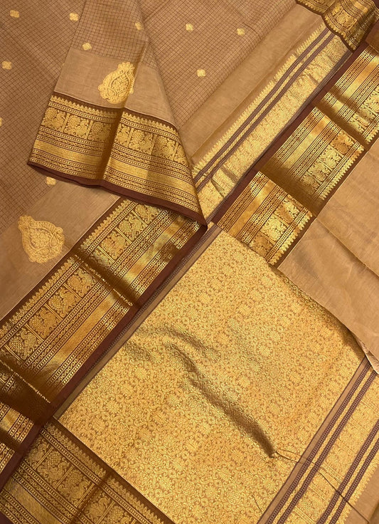 Kanchi soft cotton | pastel beige x brown | muthukattam X Zari border