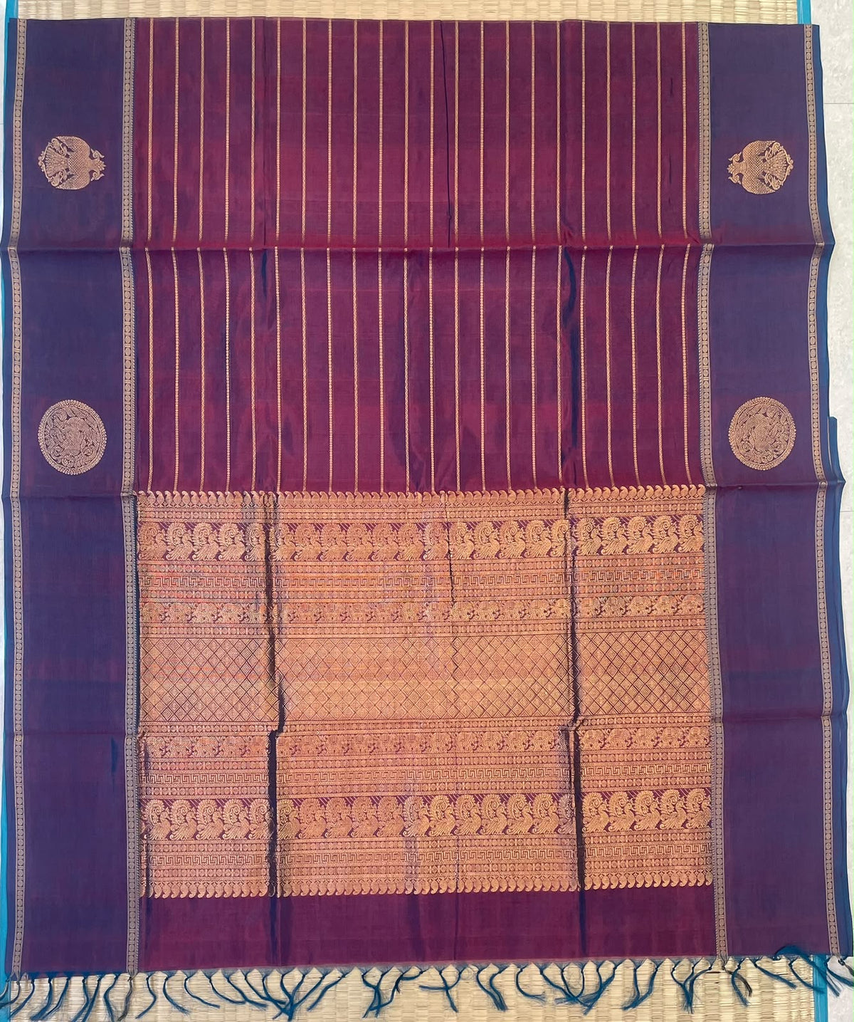 Kanchi Silk Cotton Sarees | luxury silk cotton | veldhari X eruthalapakshi zari motif | dual tone burgundy