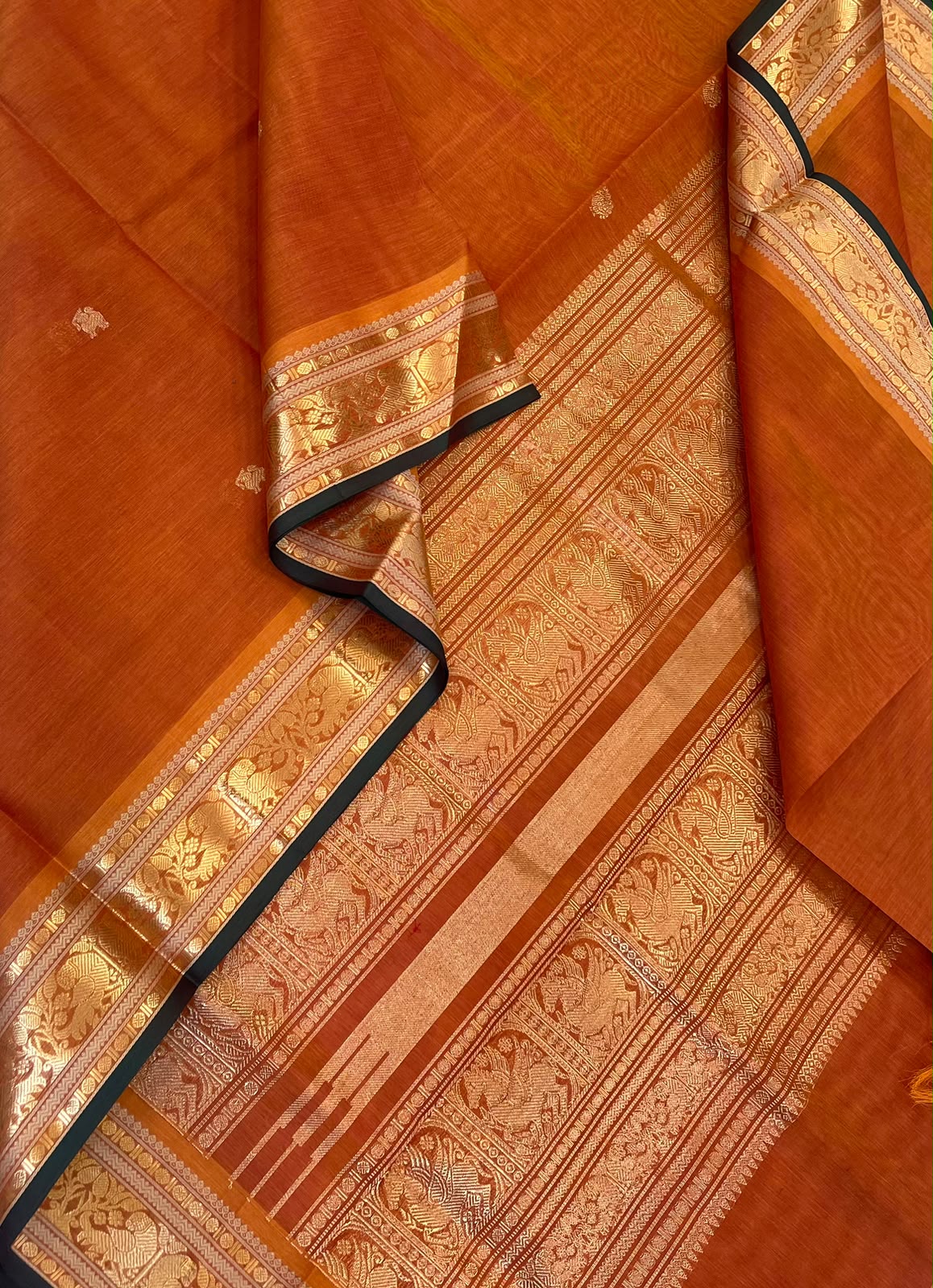 Kanchi Silk Cotton Sarees | vertical tiny yhazli motif X  small zari border| orange X green