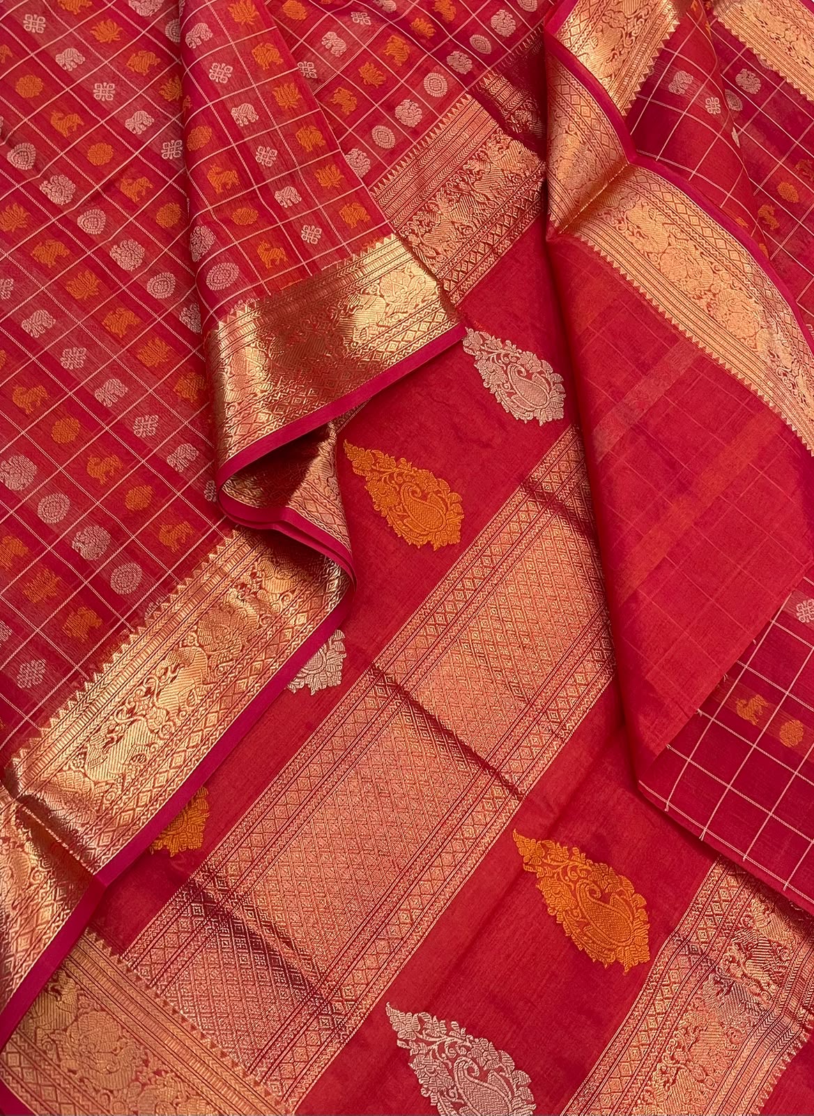 Kanchi Silk Cotton Sarees | 1000 butta  X rich zari pallu X 4 motif | red X gold