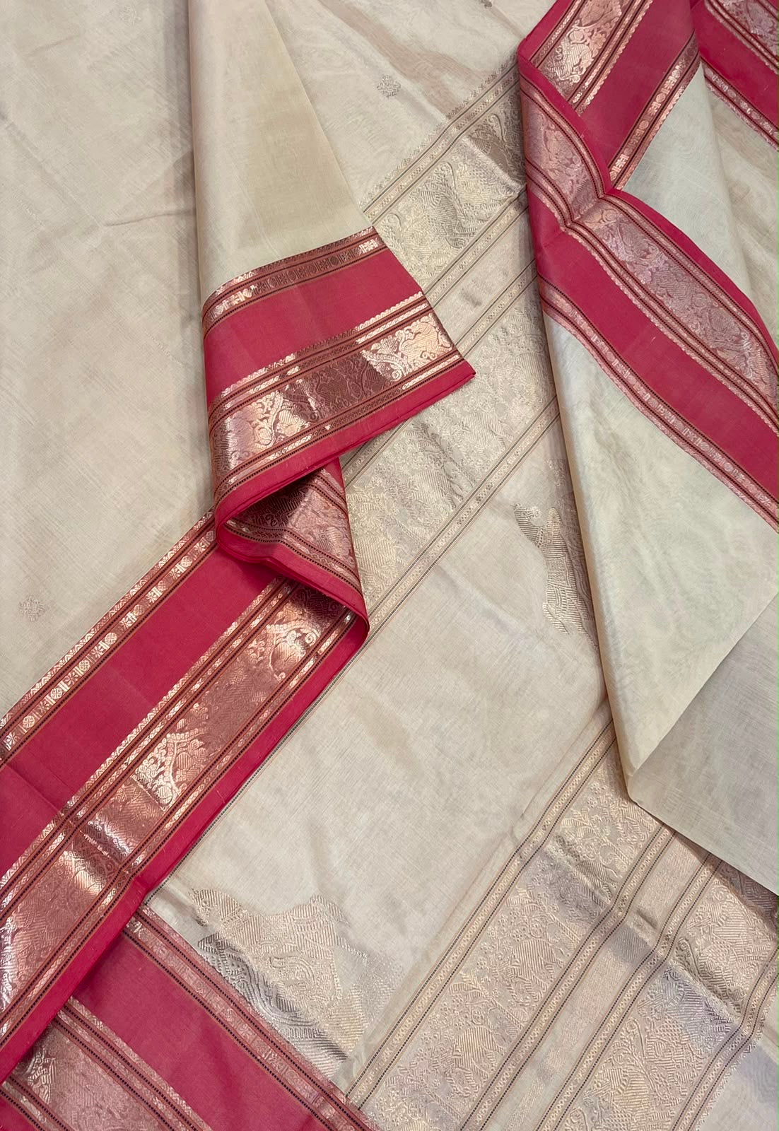 Kanchi Silk Cotton Sarees | horse pallu kattam X rettaipet border | cream X peachy pink