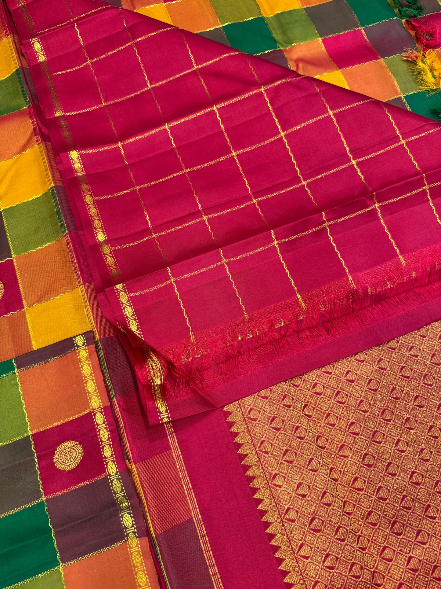 Pure Kanjivarams | palum pazhamum kattam X Rani X gold X tiny border