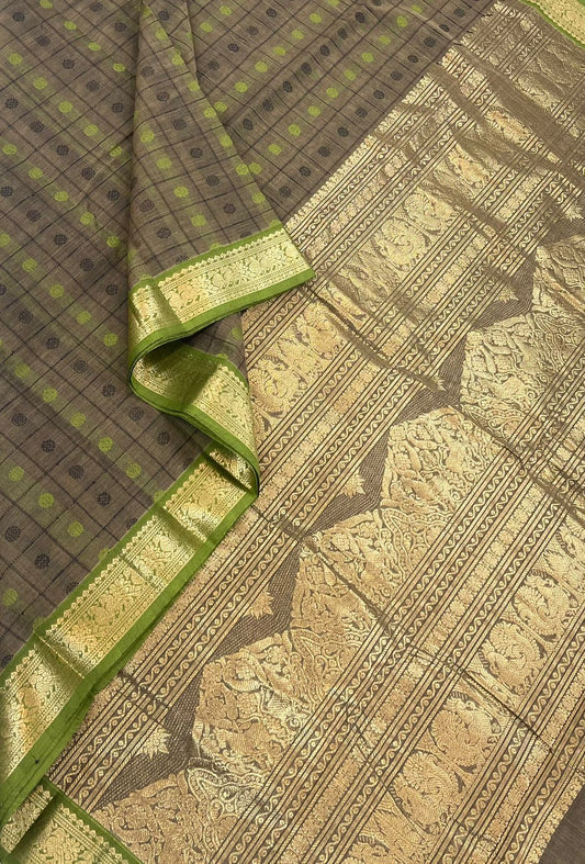 Pure Handloom Kanchi rich Cotton Saree | 1000 butta X intricate zari Pallu | grey x leaf green
