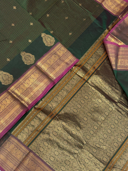 Kanchi soft cotton | thread podi kattam X Zari border | twotone green X pink