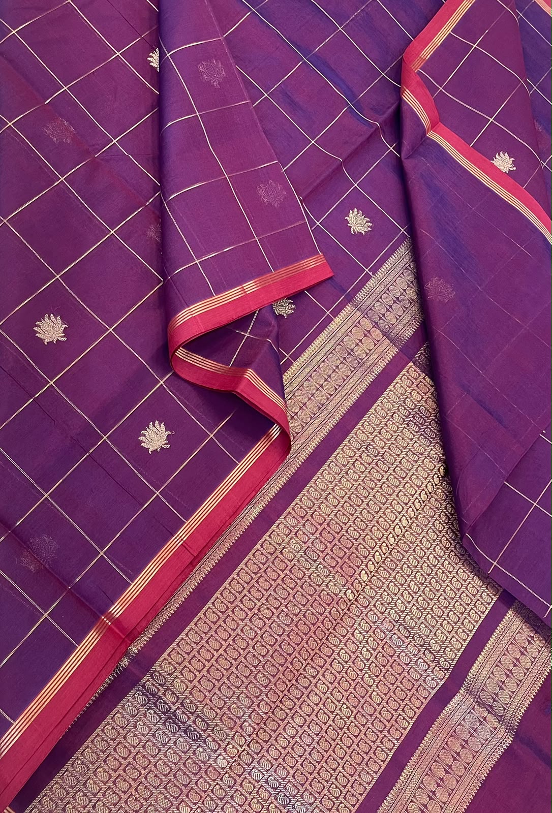 Kanchi Silk Cotton Sarees | luxury silk cotton | lotus x kattam motif x tiny border | burgundy x red